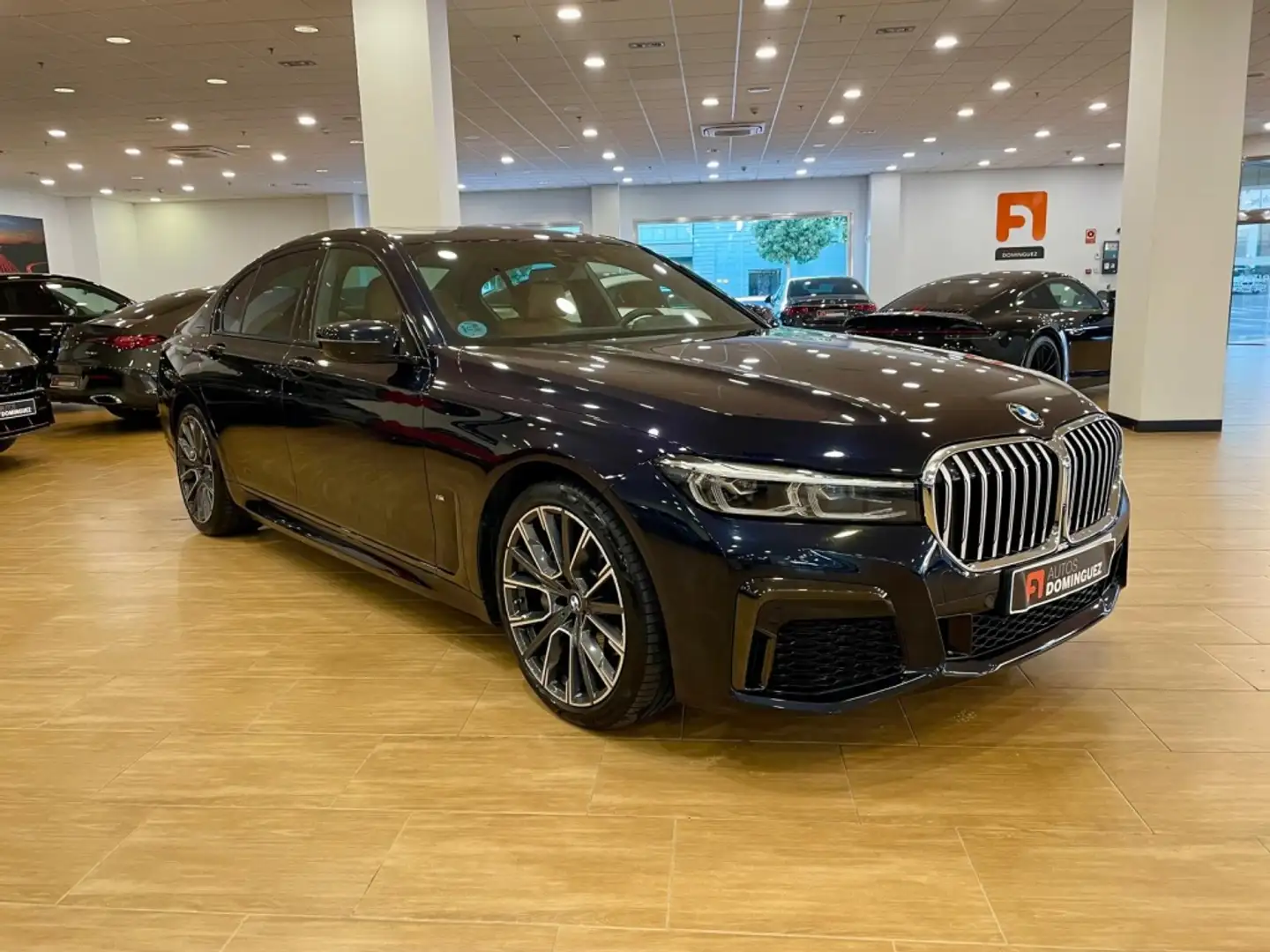BMW 730 730dA xDrive Blauw - 2