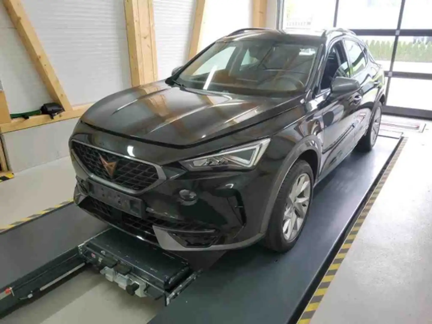 CUPRA Formentor 1.5 TSI DSG LED+KAMERA+ACC+KEYLESS+CLI Schwarz - 2