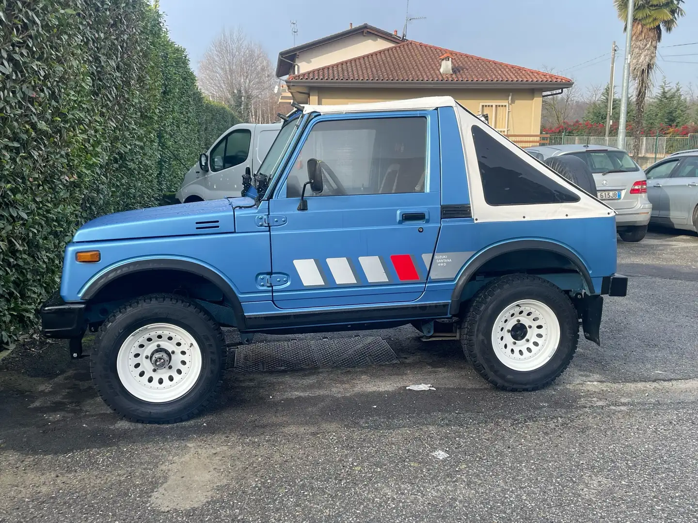 Suzuki Santana de luxe - 2