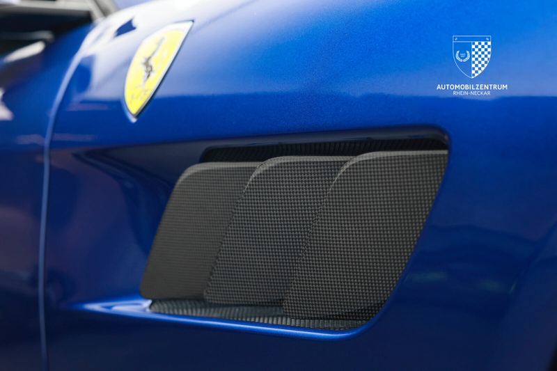 Ferrari GTC4 Lusso GTC4Lusso V12 BluTourdeFrance/Carbon/Passenger — photo 12