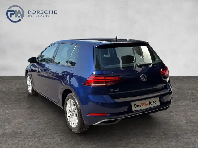 Volkswagen Golf view 4
