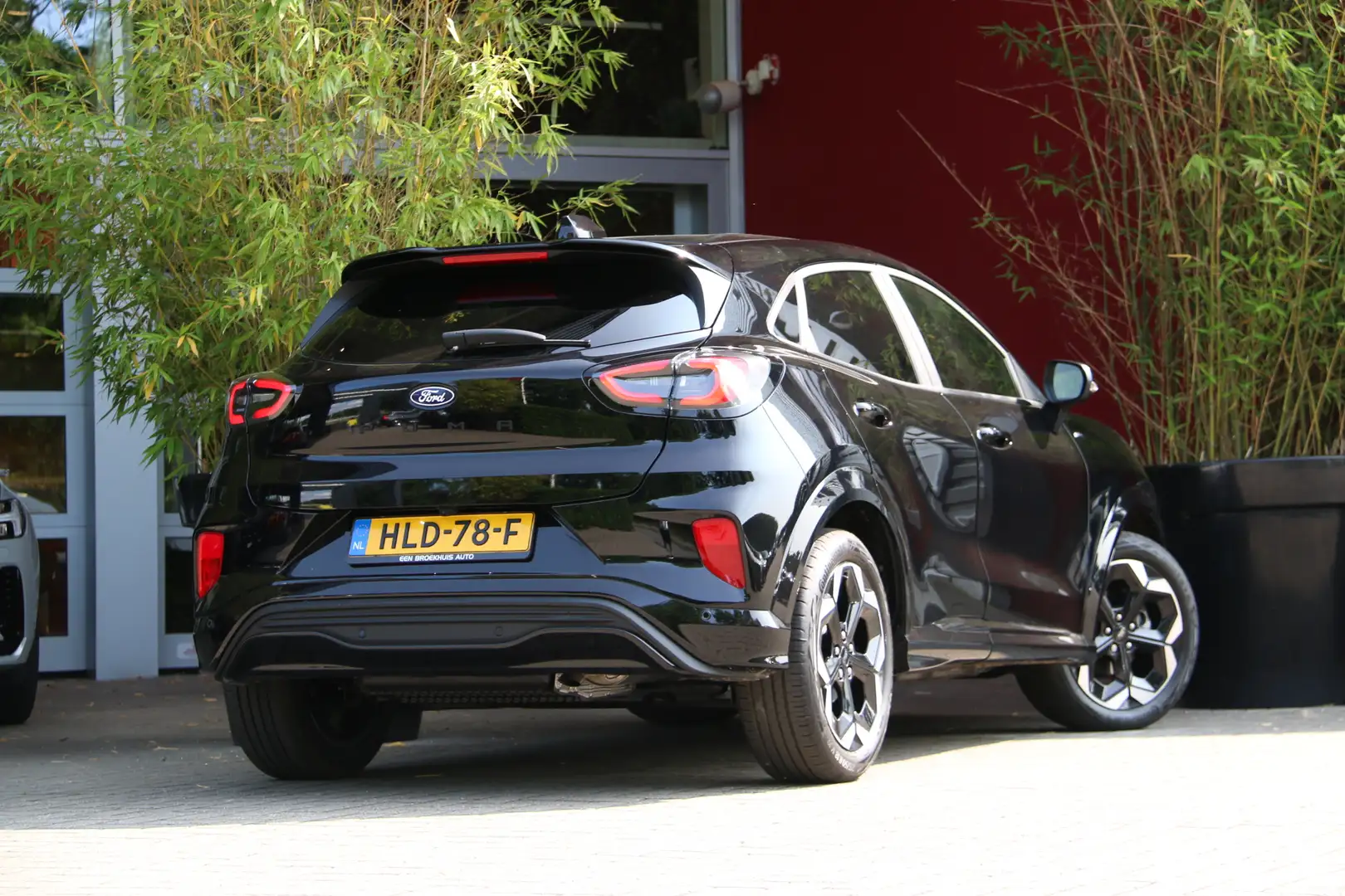 Ford Puma 1.0 EcoBoost Hybrid ST-Line X | Achteruitrijcamera Noir - 2
