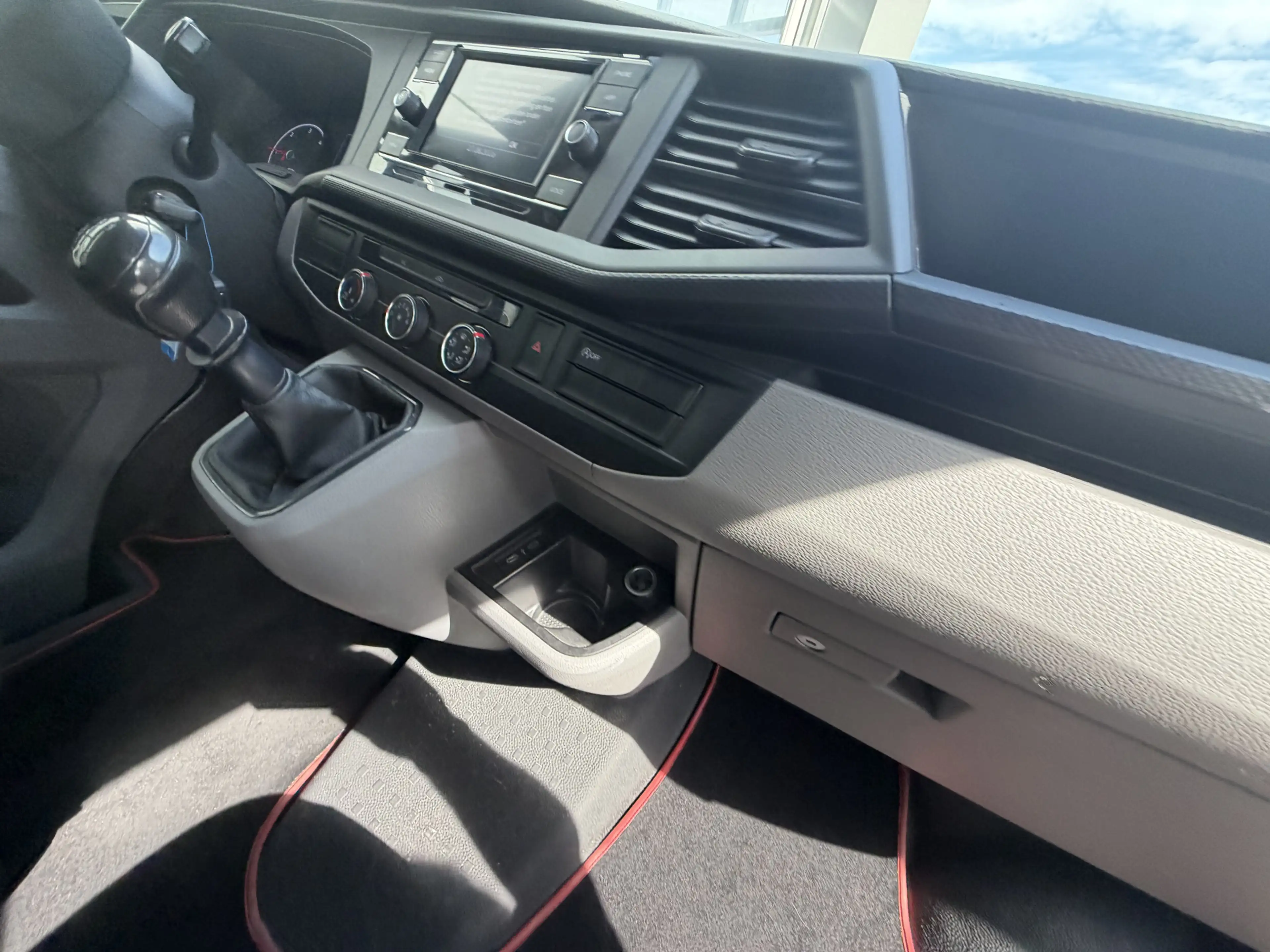 Volkswagen T6.1 Transporter 2.0 TDI L2H3 28 (Bestel) | Trekhaak | Cruise | PDC — photo 44