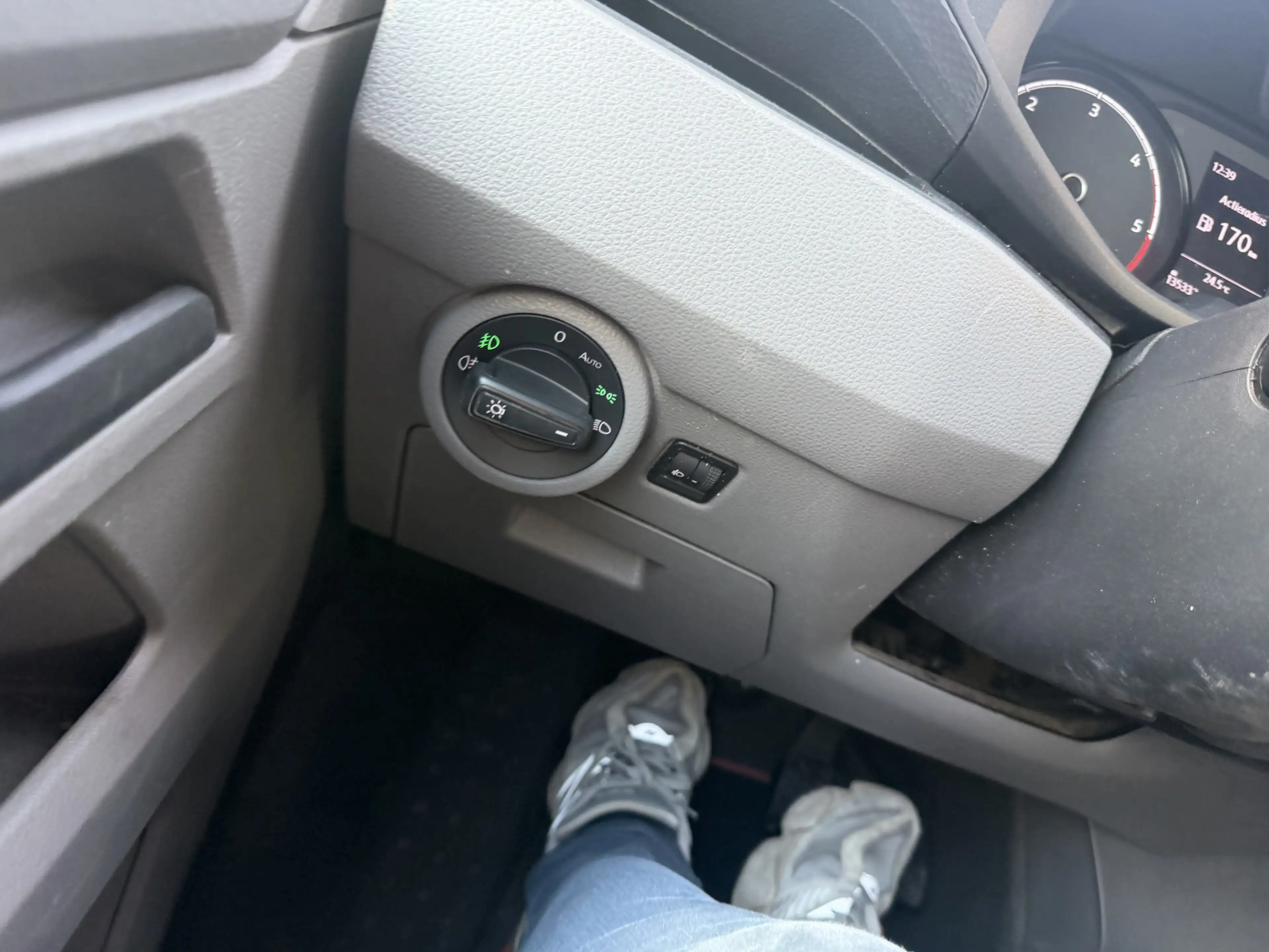 Volkswagen T6.1 Transporter 2.0 TDI L2H3 28 (Bestel) | Trekhaak | Cruise | PDC — photo 39