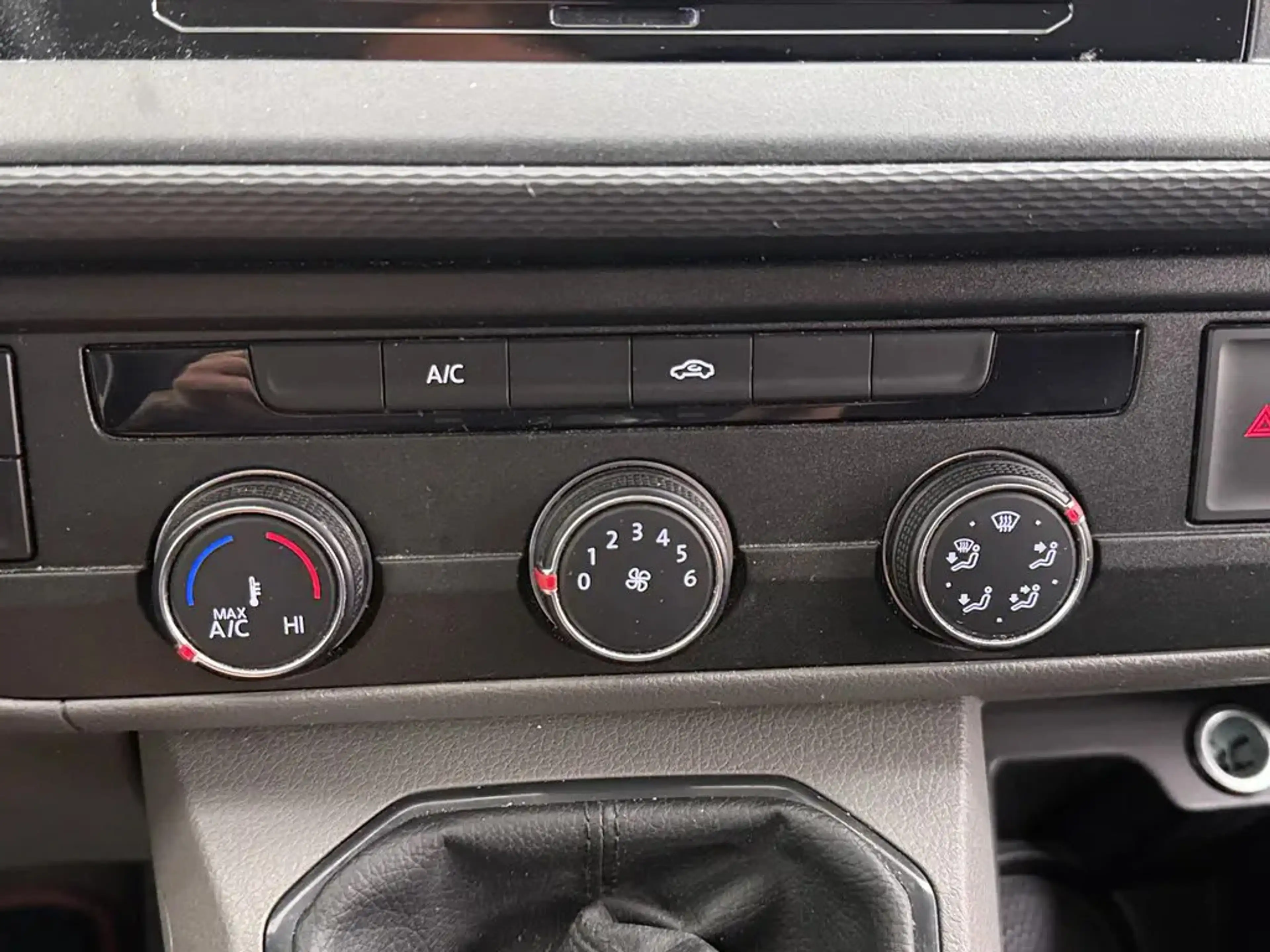 Volkswagen T6.1 Transporter 2.0 TDI L2H3 28 (Bestel) | Trekhaak | Cruise | PDC — photo 20