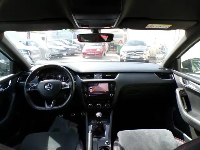 Skoda Octavia view 13