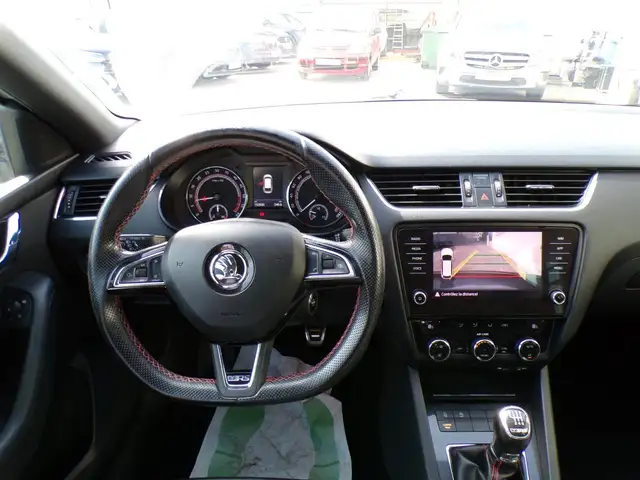 Skoda Octavia view 7