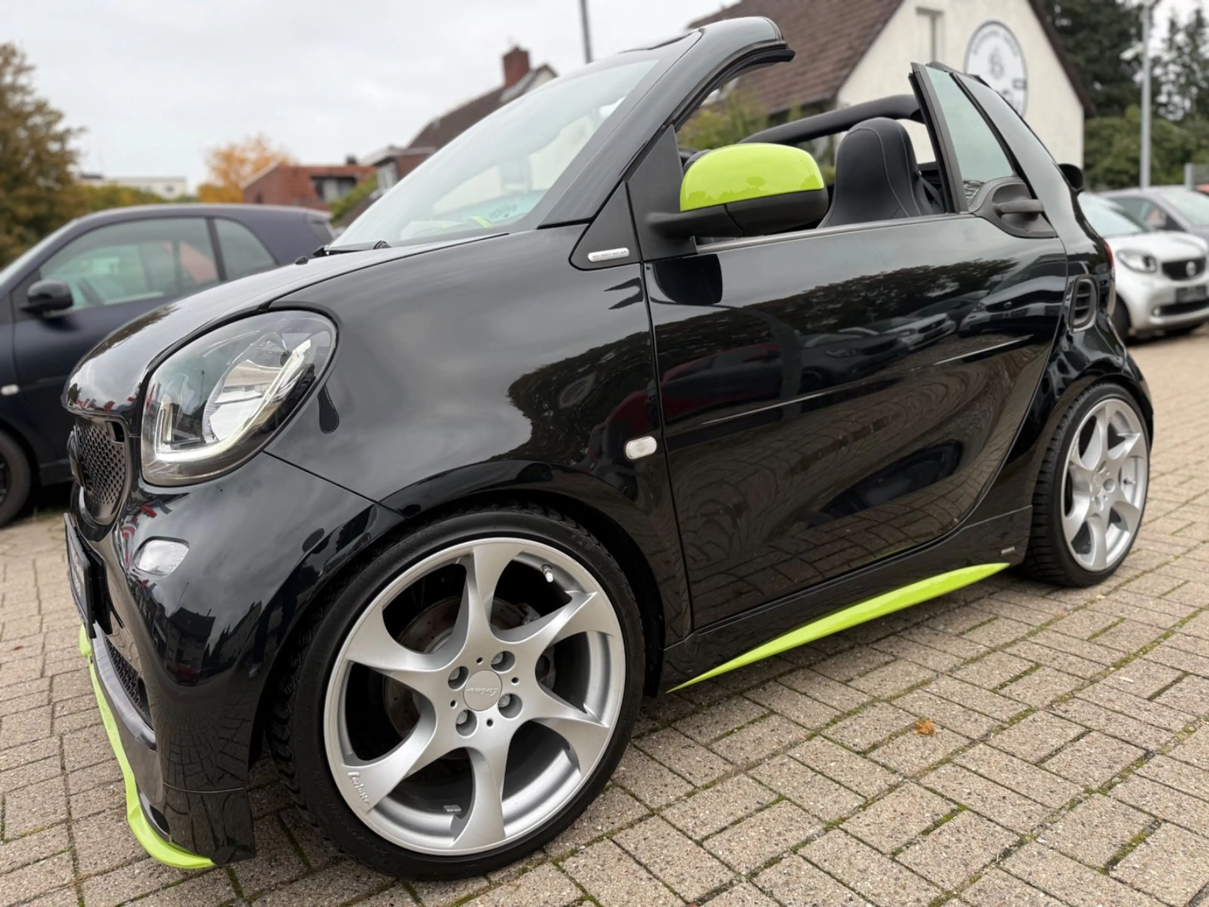 smart forTwo BRABUS TAILOR-MADE+LORINSER*EINZELLSTÜCK* — photo 9