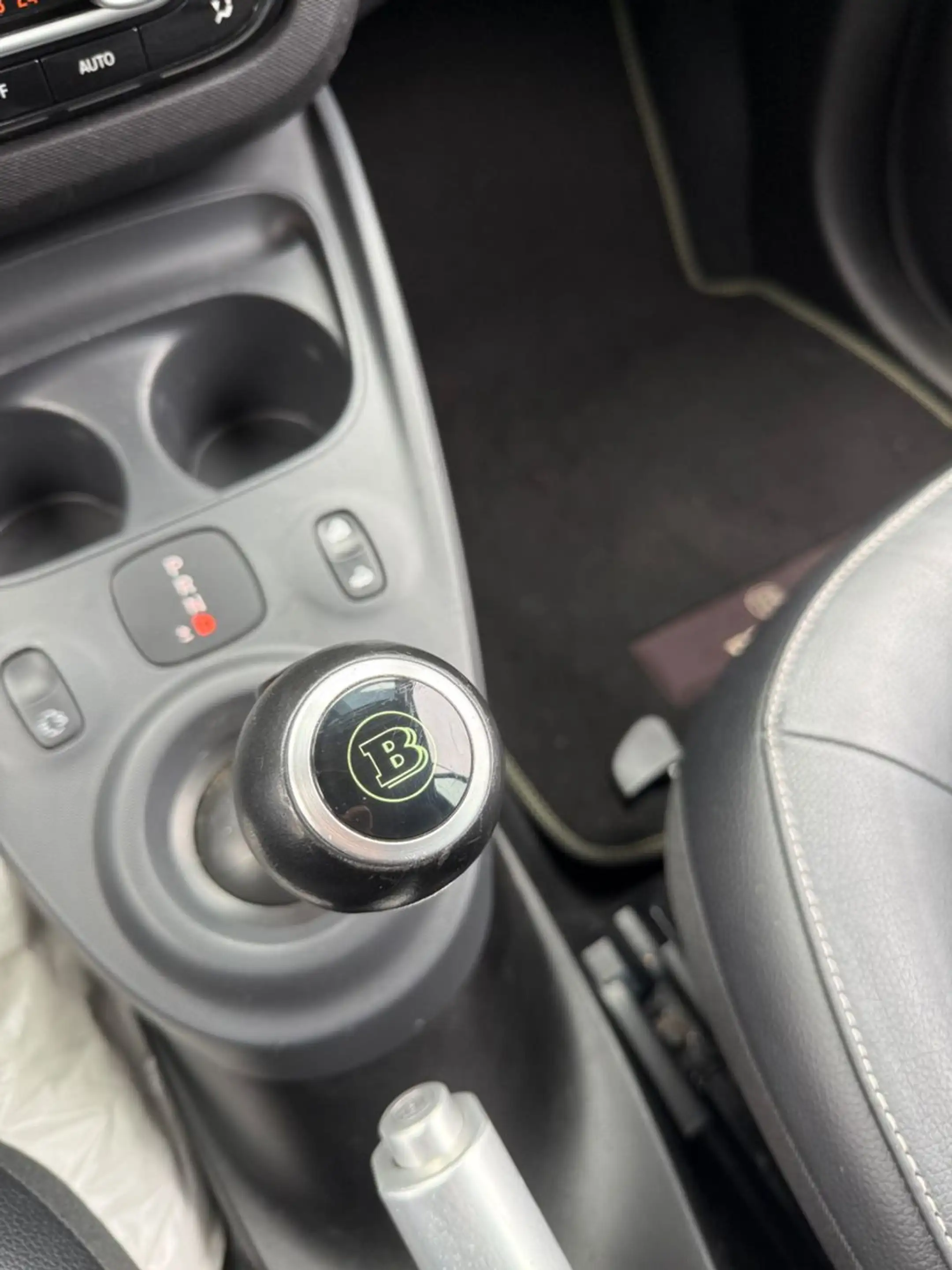 smart forTwo BRABUS TAILOR-MADE+LORINSER*EINZELLSTÜCK* — photo 4