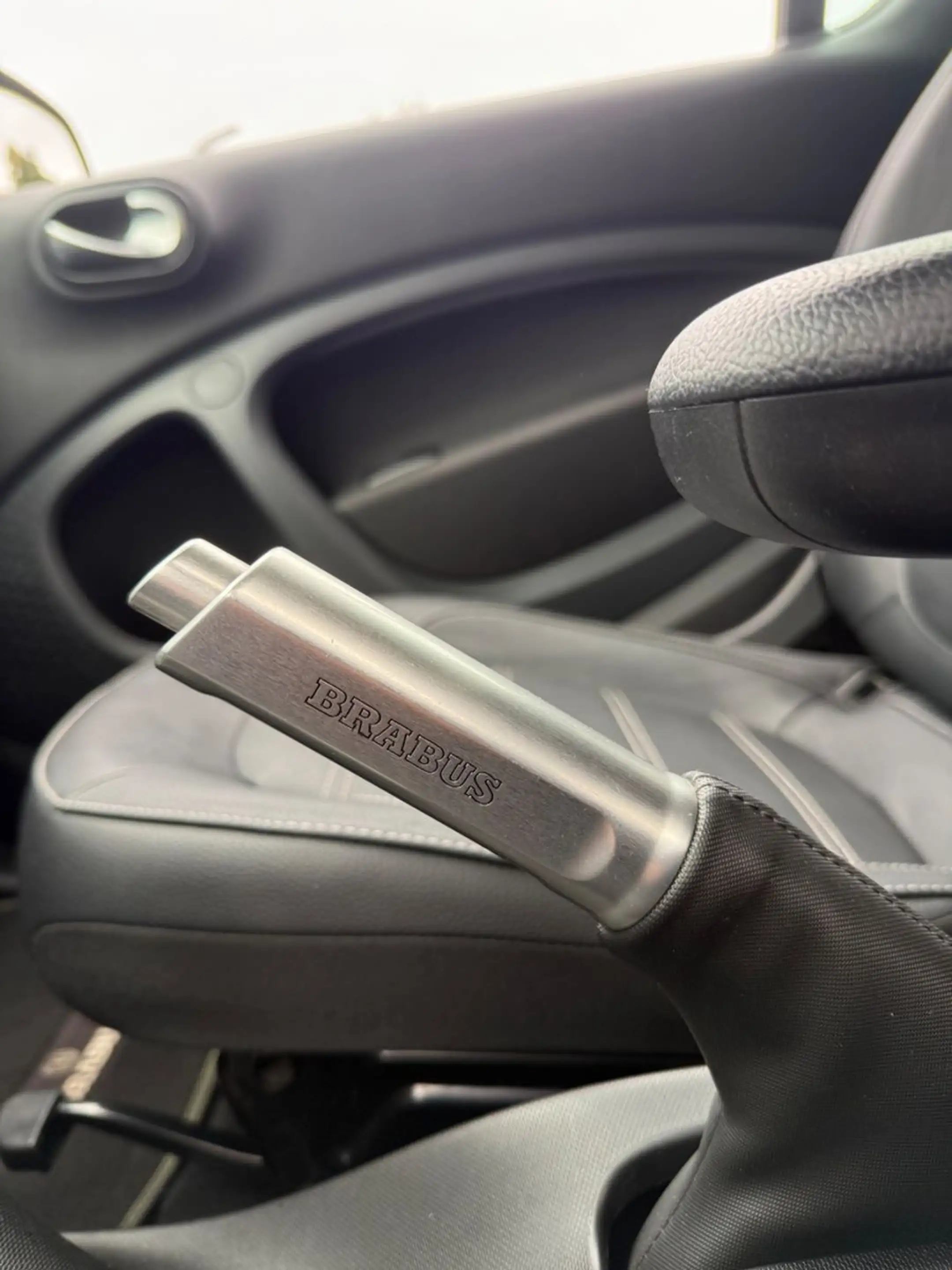 smart forTwo BRABUS TAILOR-MADE+LORINSER*EINZELLSTÜCK* — photo 3