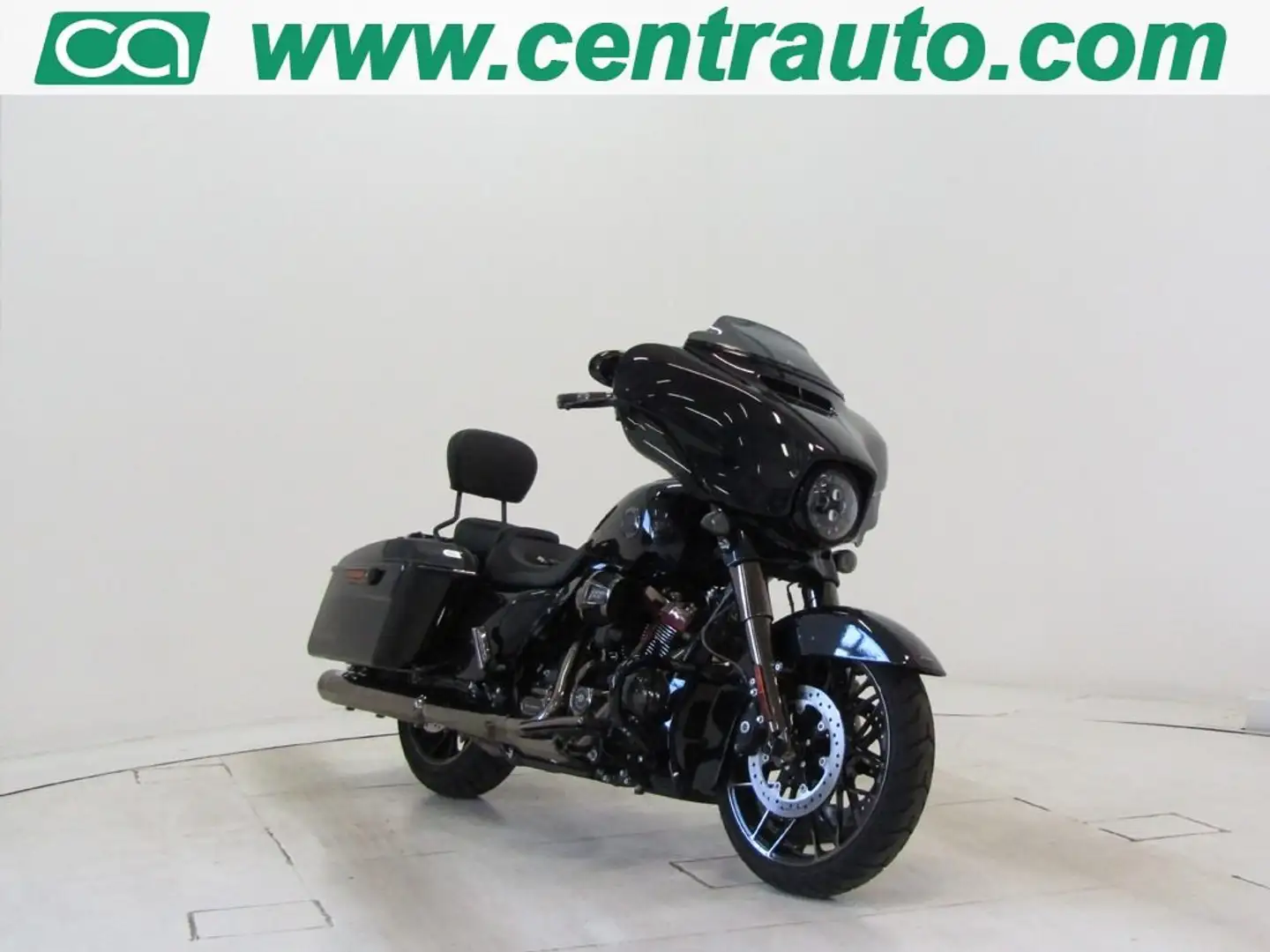 Harley-Davidson CVO Pro Street LIMITED FLHXSE * SOLO 3.115 KM * Negro - 1