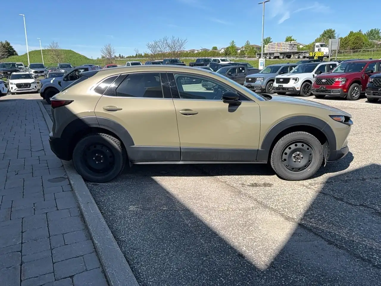 Mazda CX-30 photo Mazda CX-30