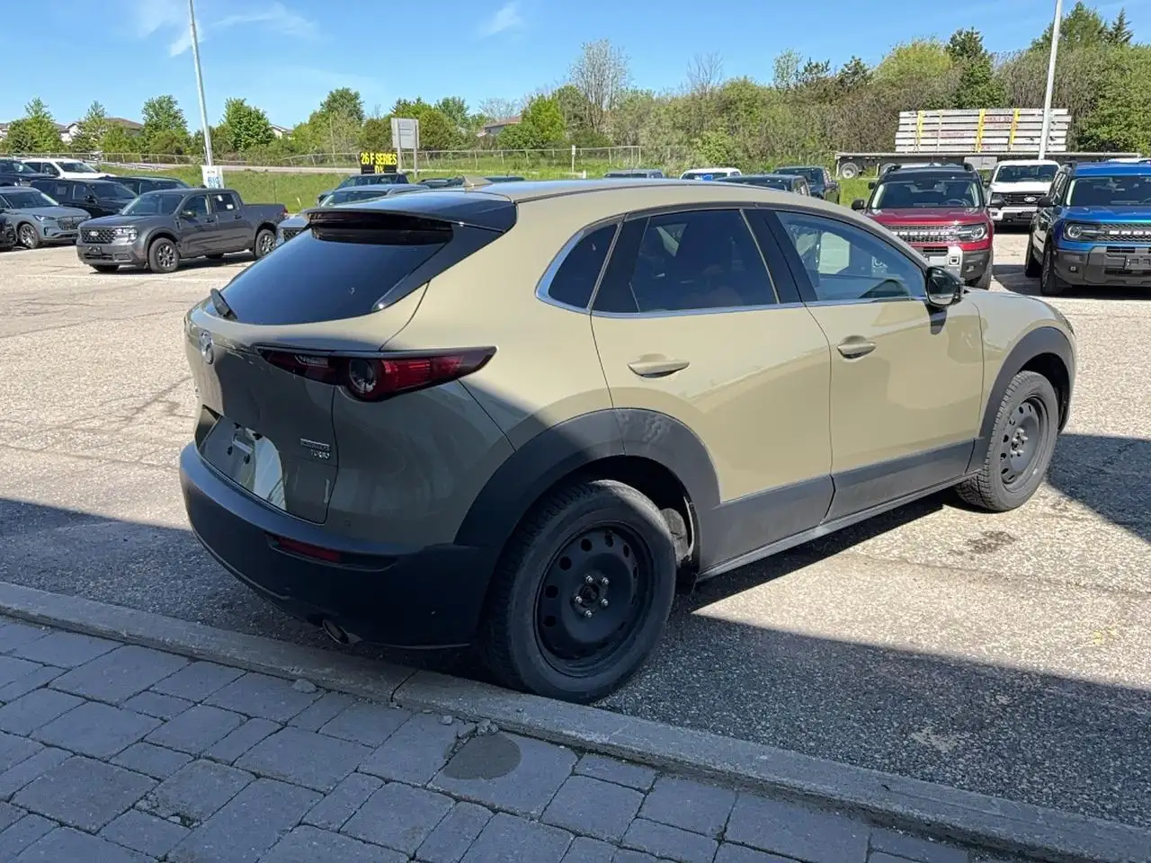Mazda CX-30 photo Mazda CX-30