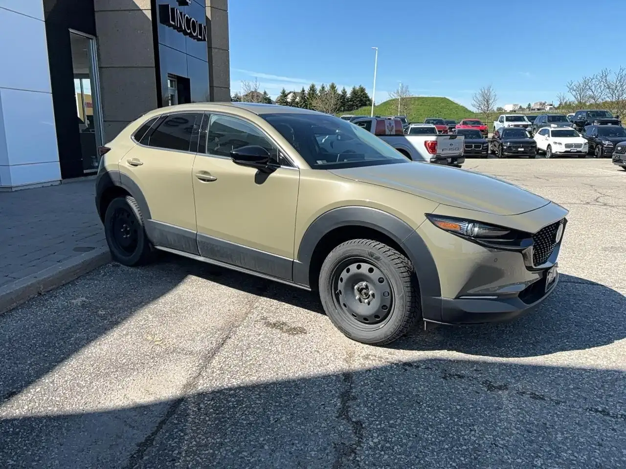 Mazda CX-30 photo Mazda CX-30