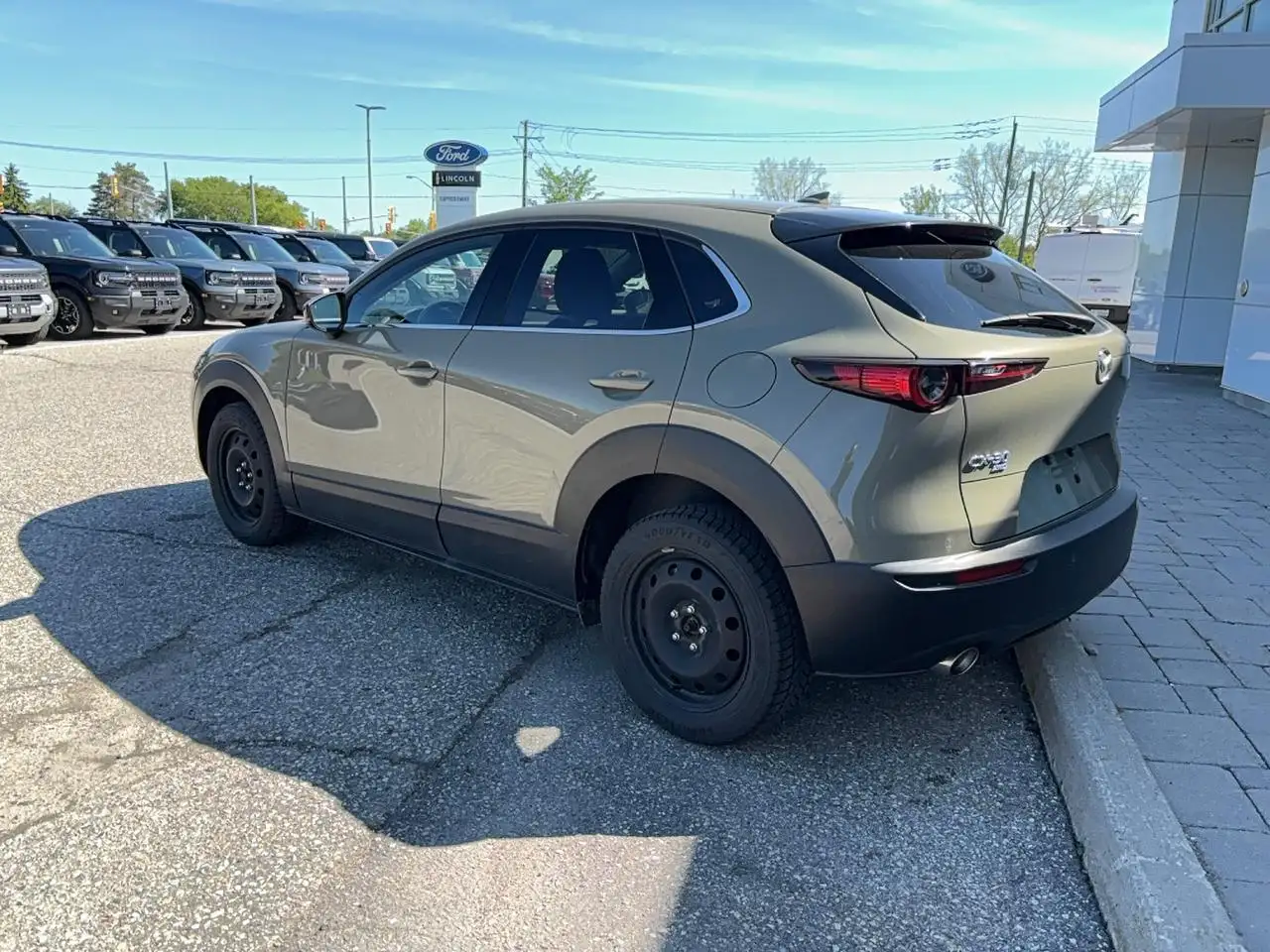 Mazda CX-30 photo Mazda CX-30