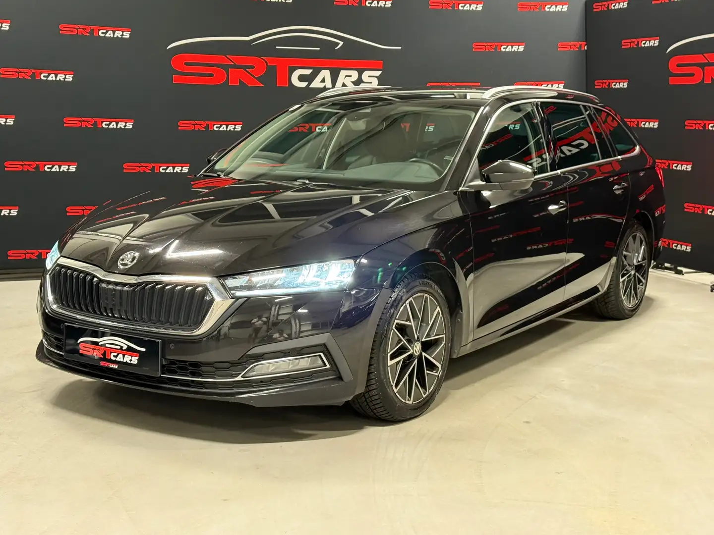 Skoda Octavia 2.0 TDI Style Aut*Navi*Kamera*ACC*AHK*Digitaltacho Schwarz - 1