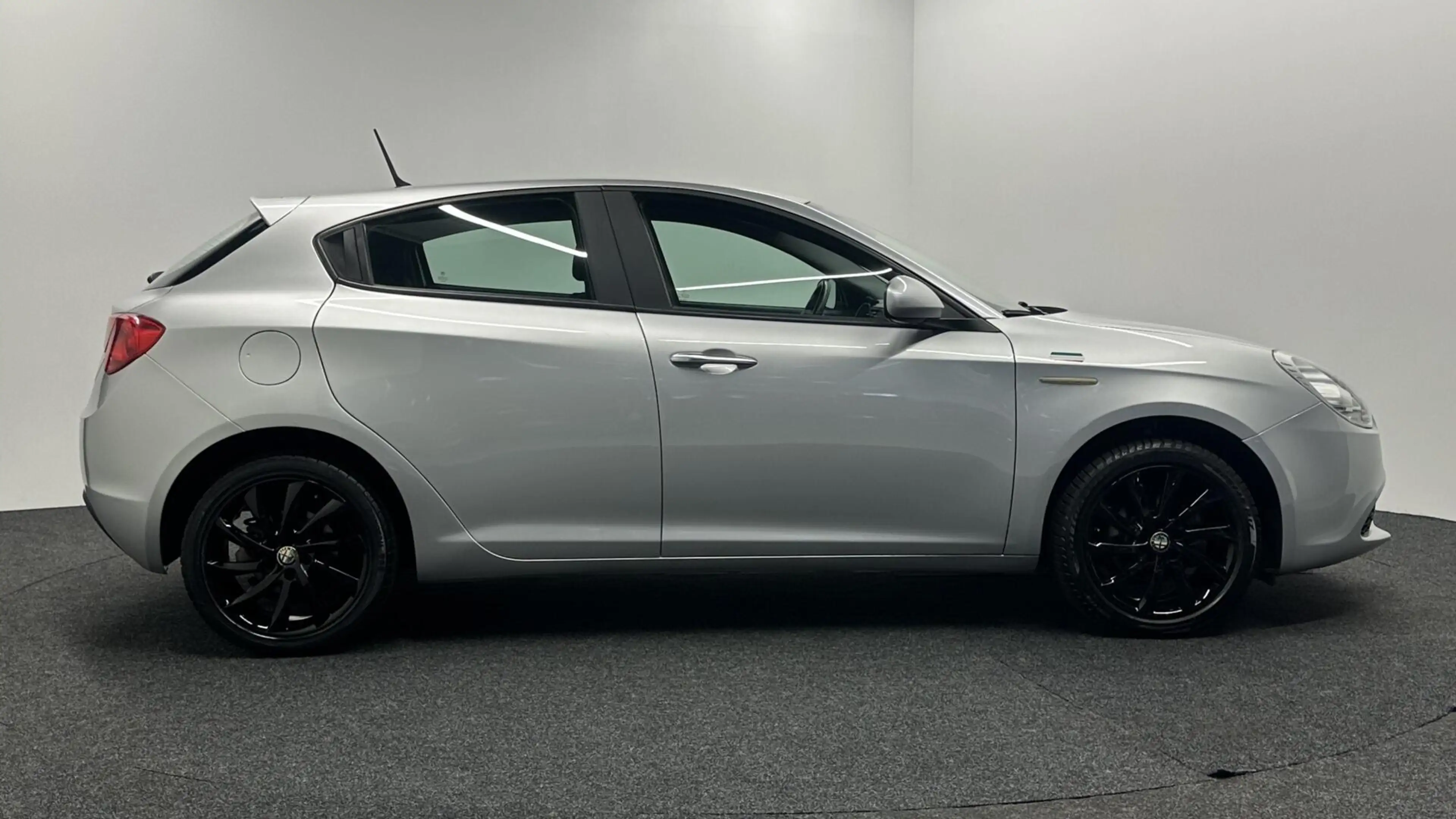 Alfa Romeo Giulietta 1.4 T Progression AIRCO CRUISE LM 117000 KM. — photo 9