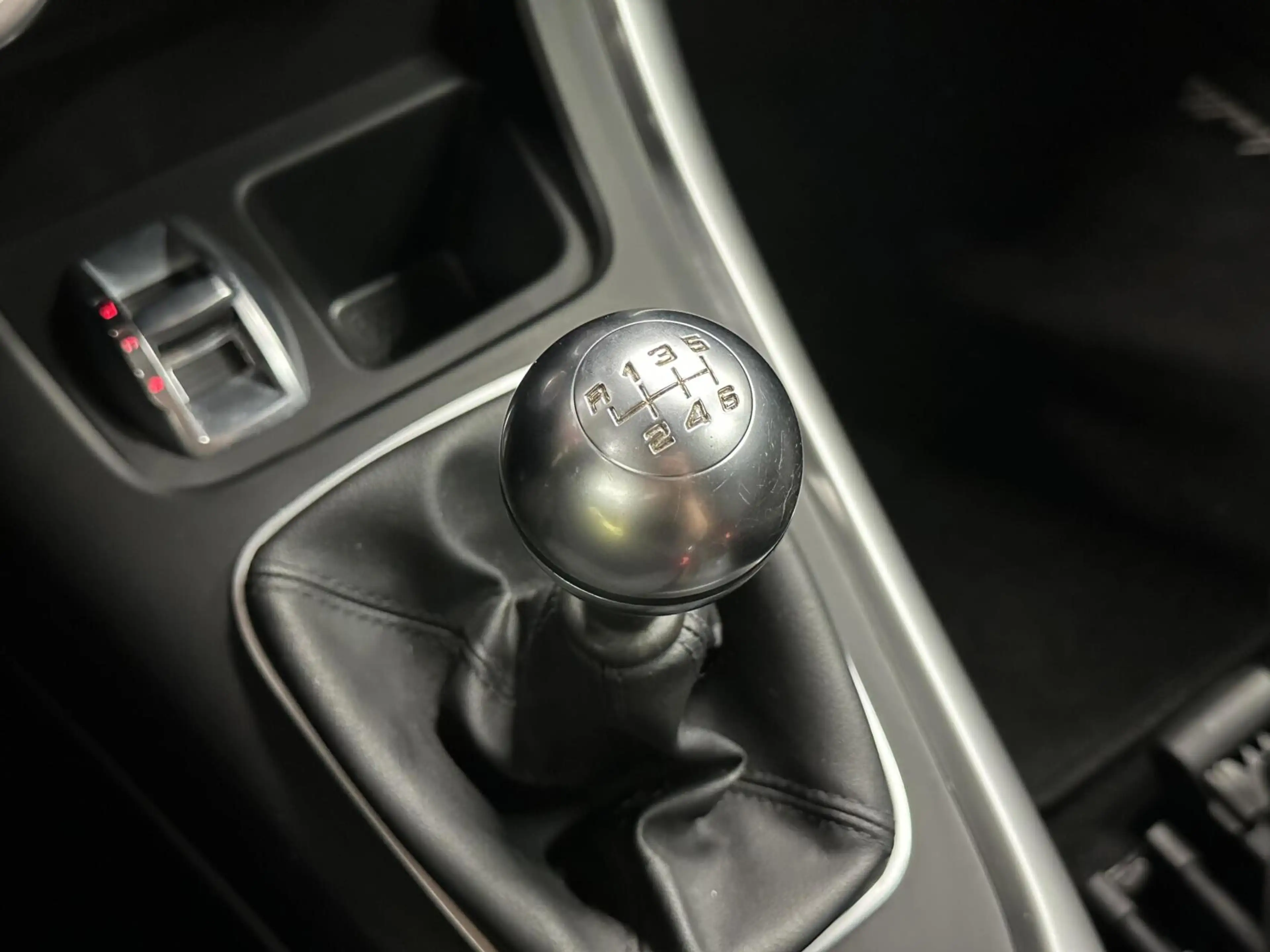 Alfa Romeo Giulietta 1.4 T Progression AIRCO CRUISE LM 117000 KM. — photo 32