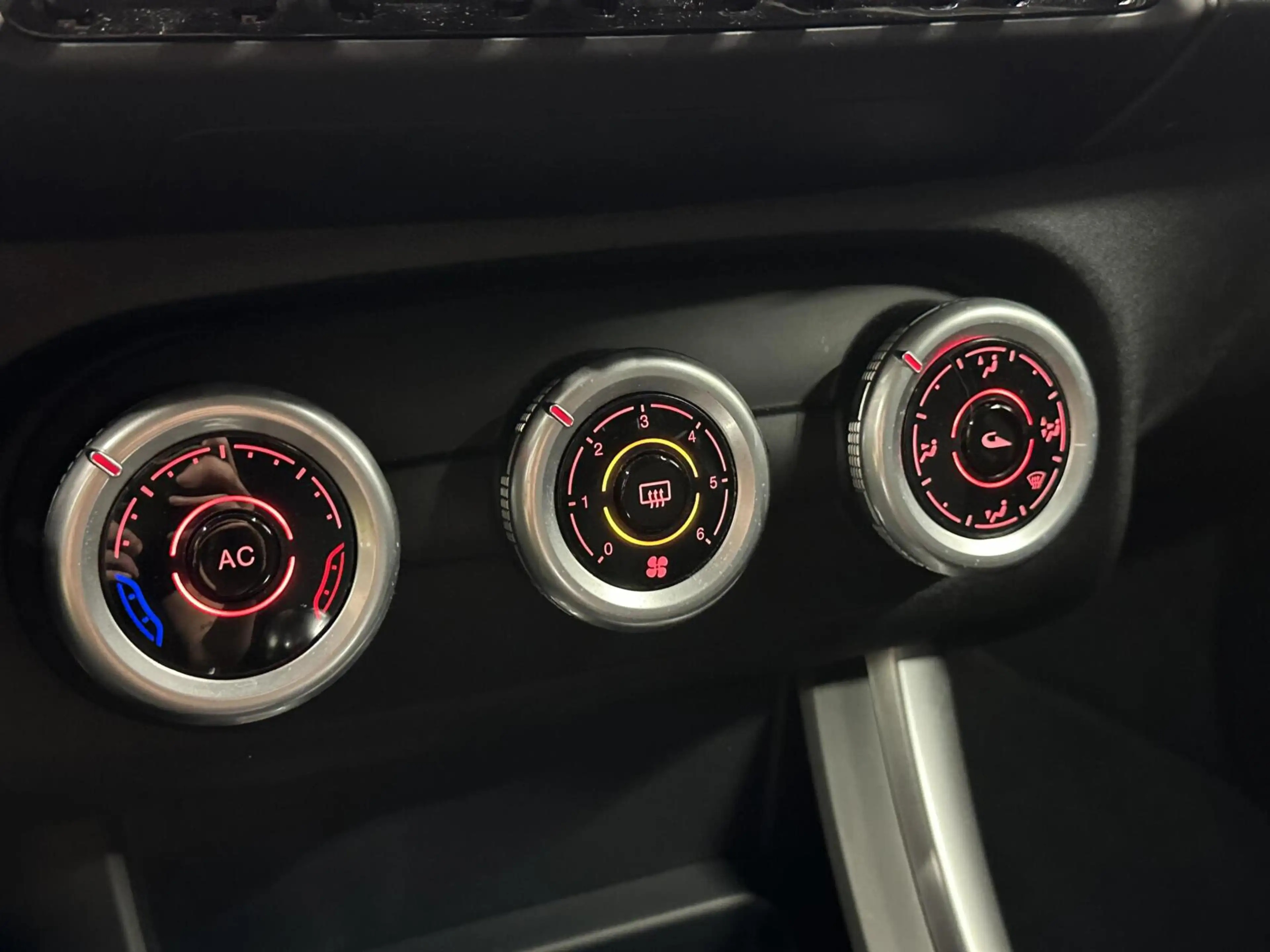 Alfa Romeo Giulietta 1.4 T Progression AIRCO CRUISE LM 117000 KM. — photo 30