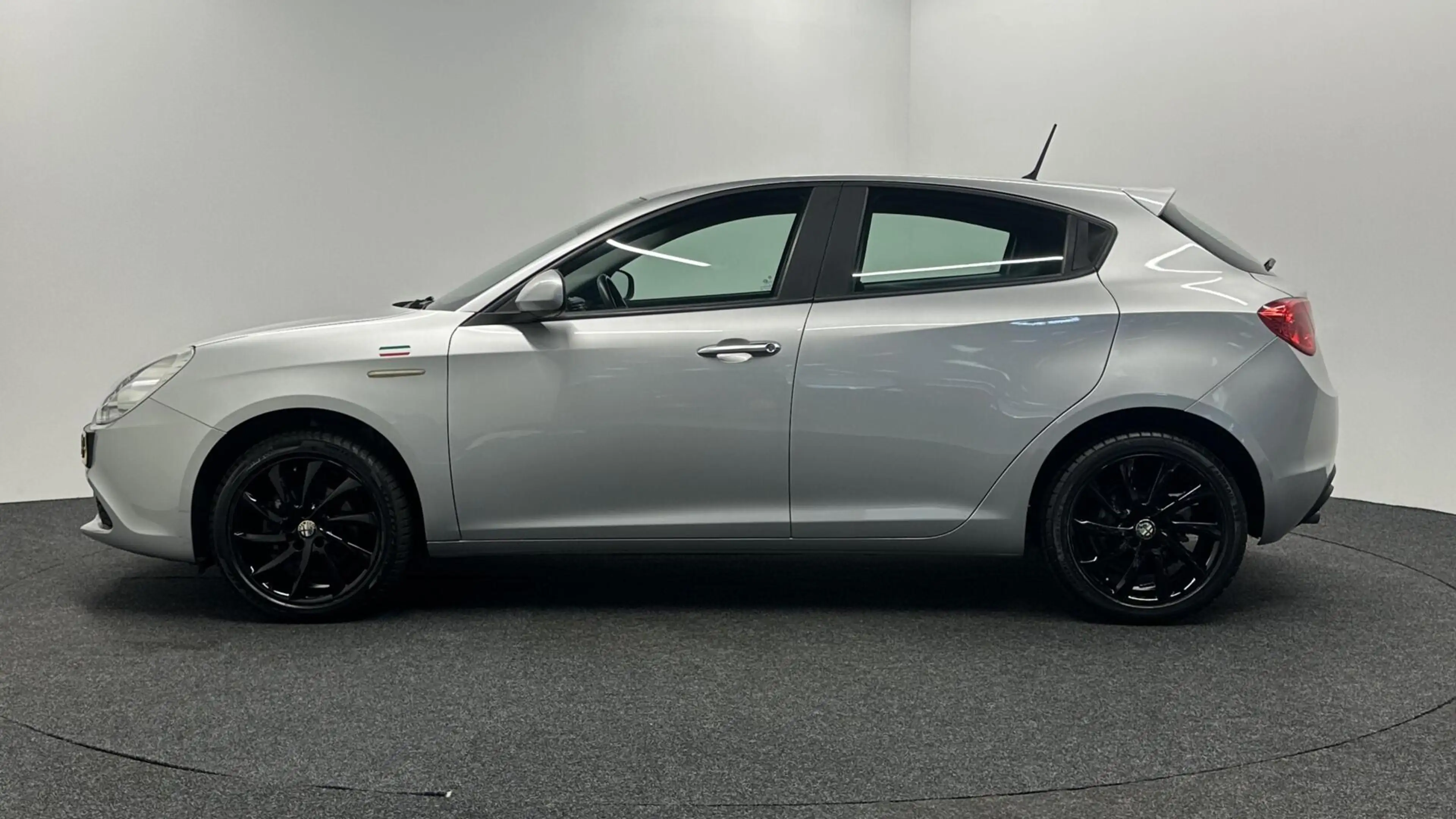 Alfa Romeo Giulietta 1.4 T Progression AIRCO CRUISE LM 117000 KM. — photo 8