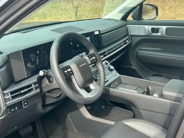 Hyundai Santa Fe view 10