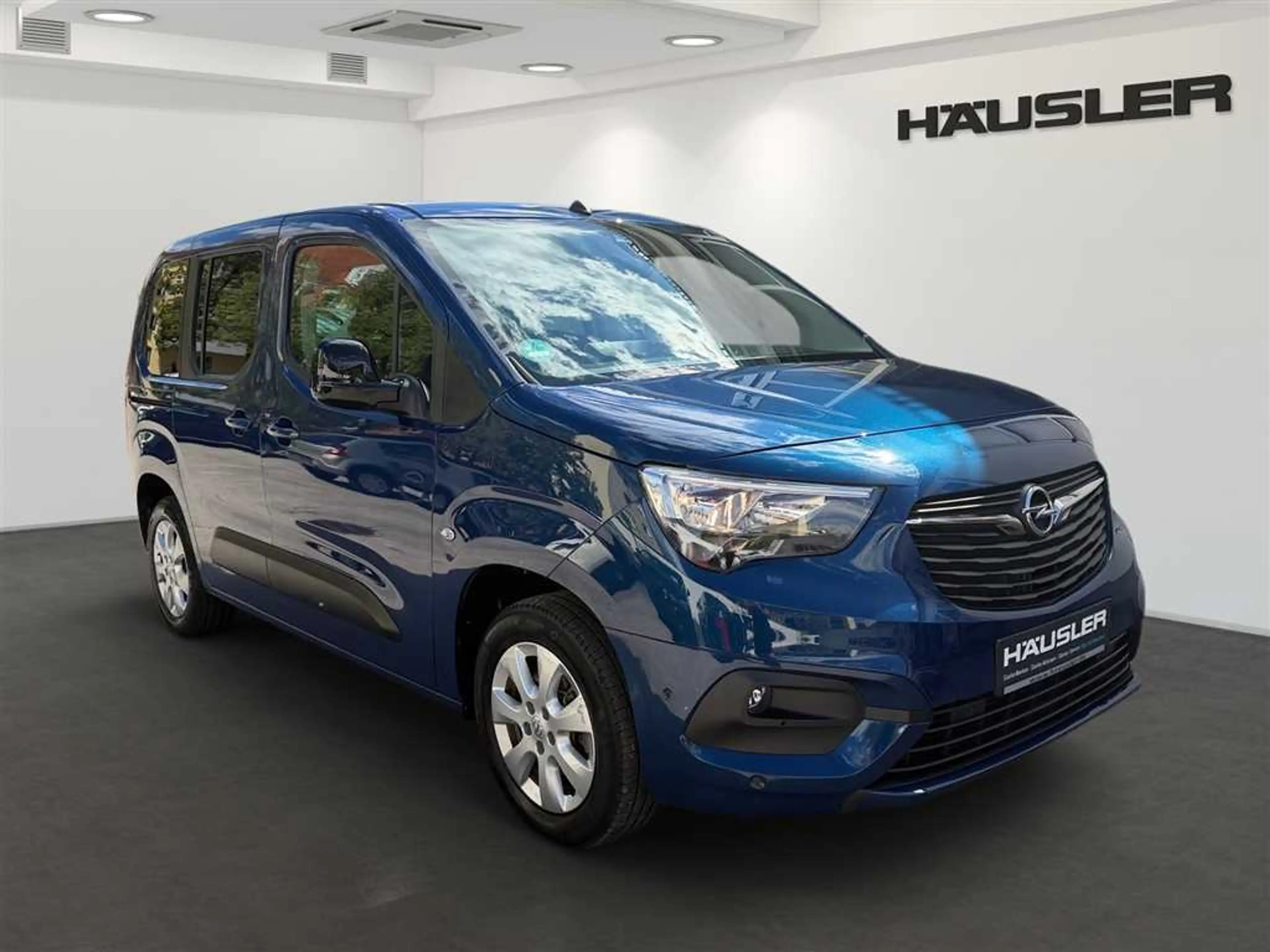 Opel Combo -e Life XL Elegance, PDC vo+hi, Kamera, AHK, Sitz- — photo 2