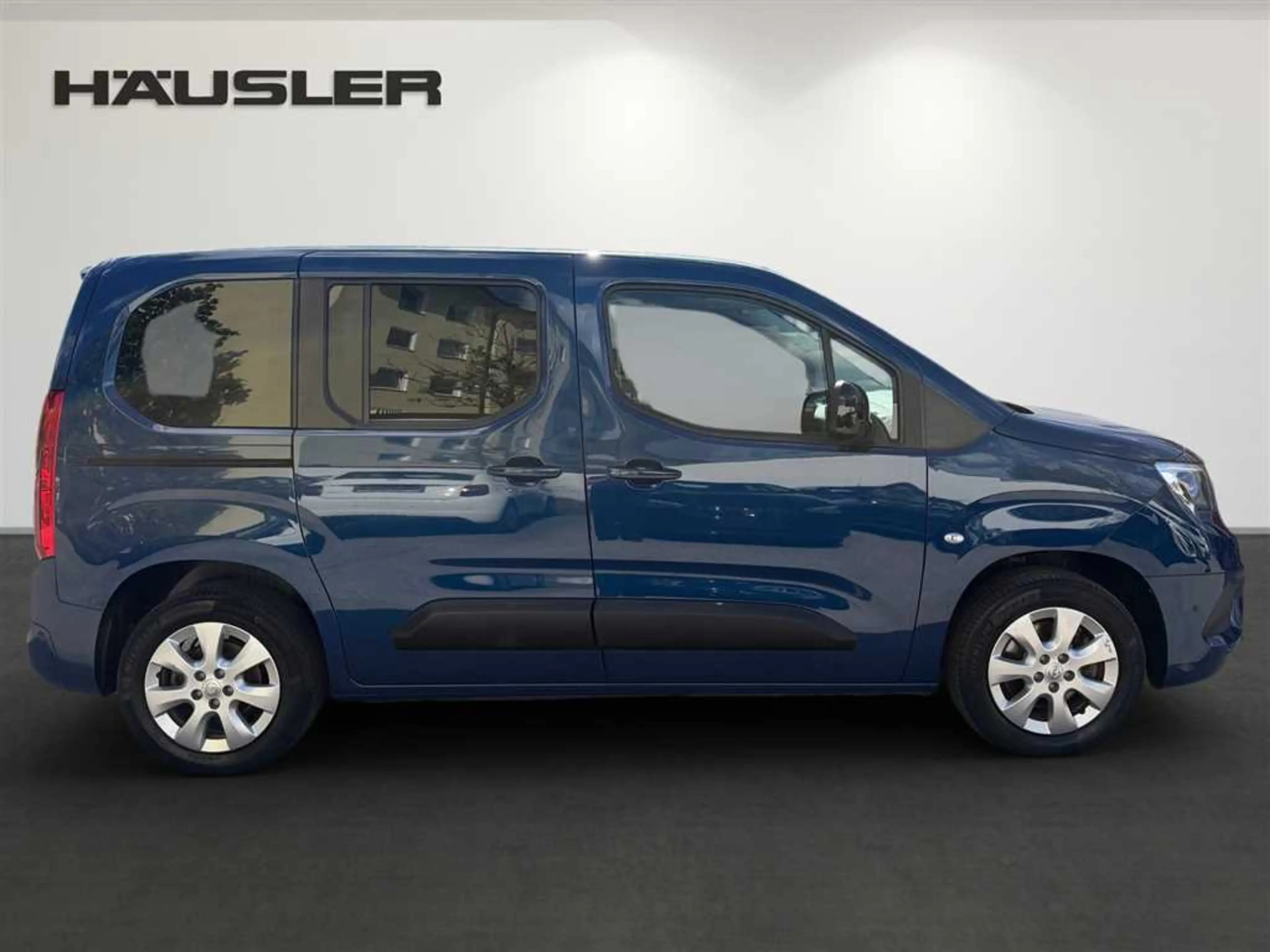 Opel Combo -e Life XL Elegance, PDC vo+hi, Kamera, AHK, Sitz- — photo 3