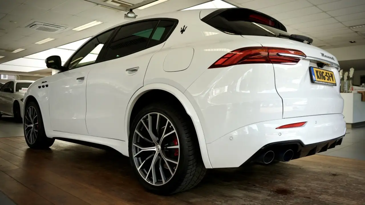 Maserati Grecale 2023 — фото 9