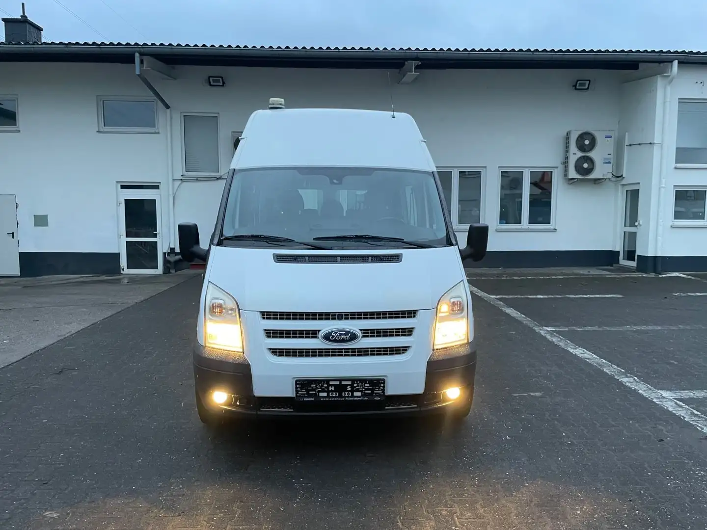 Ford Transit L3H3*5-Sitzer*Klima+Standheizung+Sortimo Wit - 2