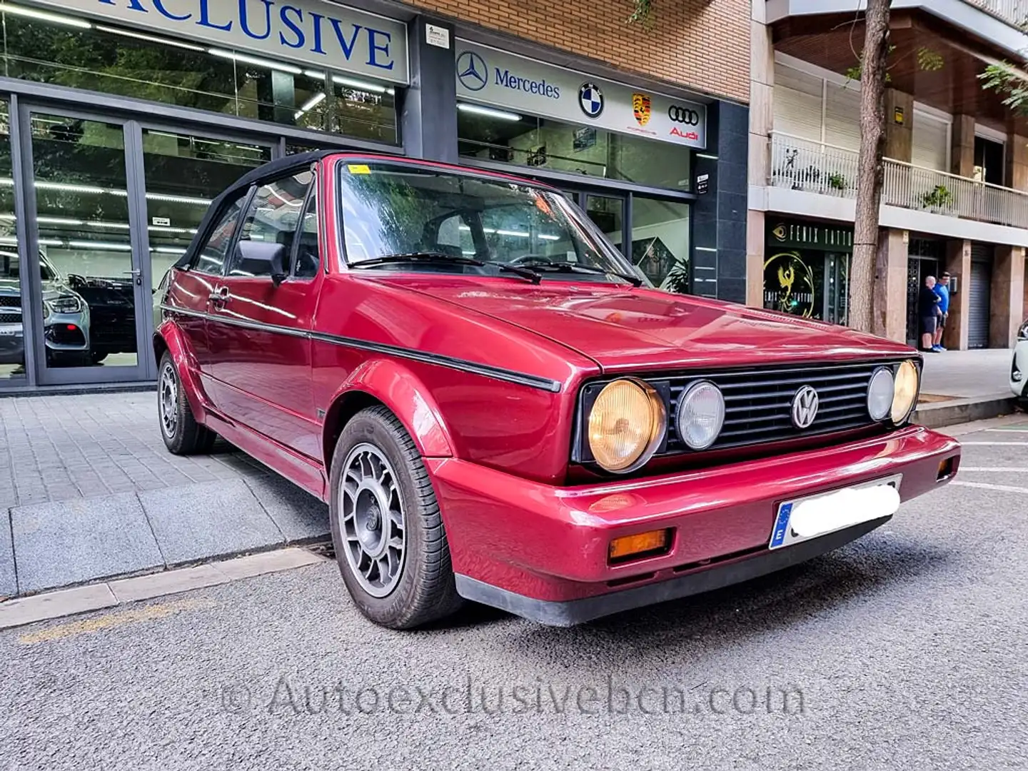 Volkswagen Golf Mk1 Cabrio Rot - 1