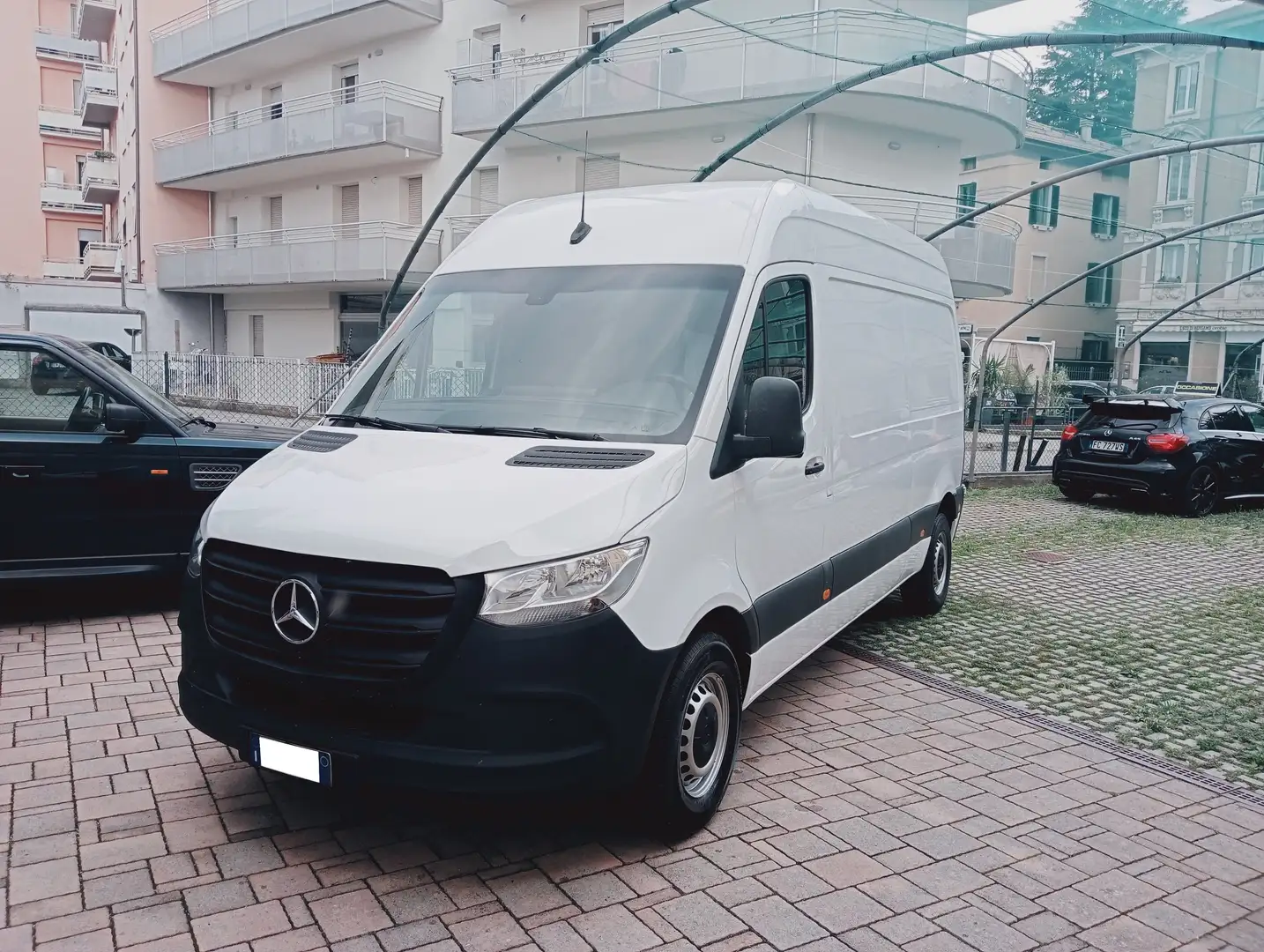 Mercedes-Benz Sprinter 311 CDI F39/33 Tetto Alto/Passo Medio 115cv Bianco - 1