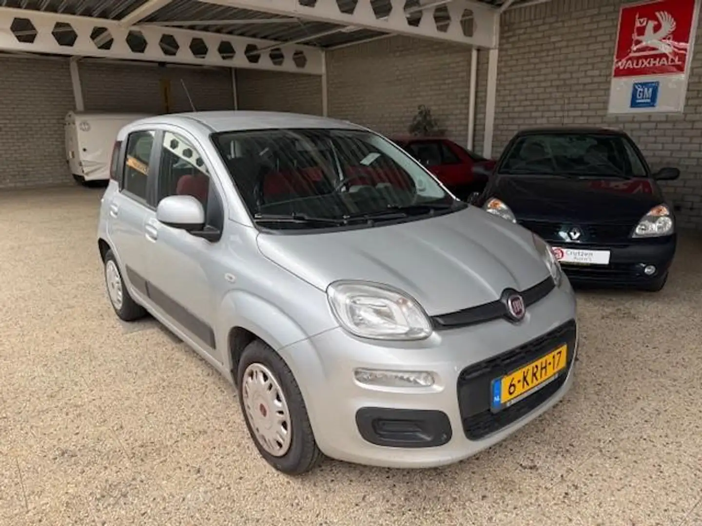 Fiat Panda 0.9 TwinAir Edizione Cool Grijs - 2