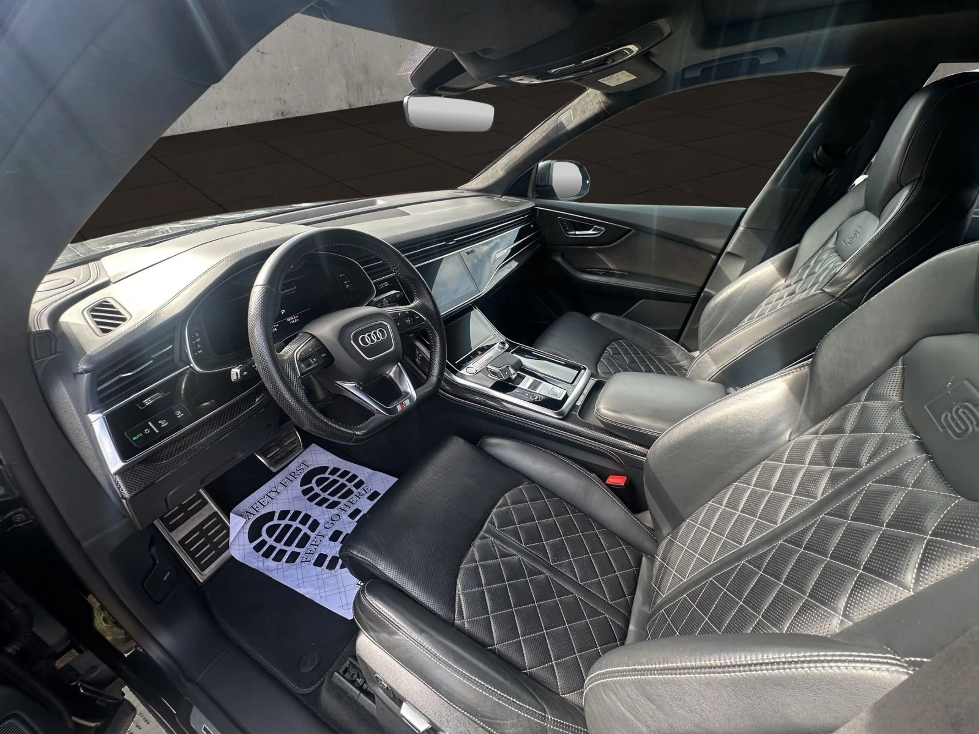 Audi SQ8 4.0 TDI quattro*Panorama*Bang & Olufsen* — photo 6