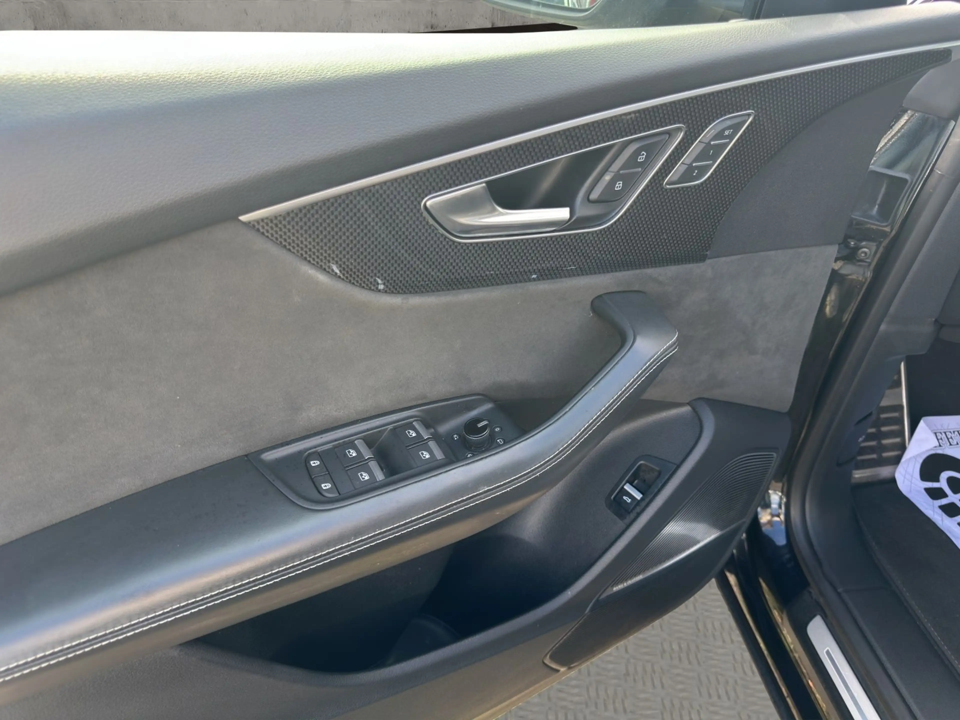 Audi SQ8 4.0 TDI quattro*Panorama*Bang & Olufsen* — photo 13