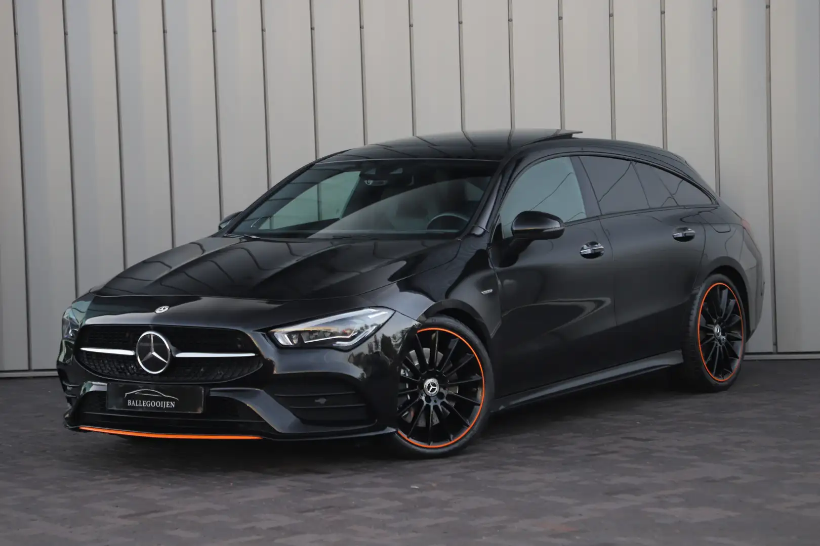 Mercedes-Benz CLA 250 Shooting Brake AMG 4-Matic | 224PK | Pano | Keyles Zwart - 1