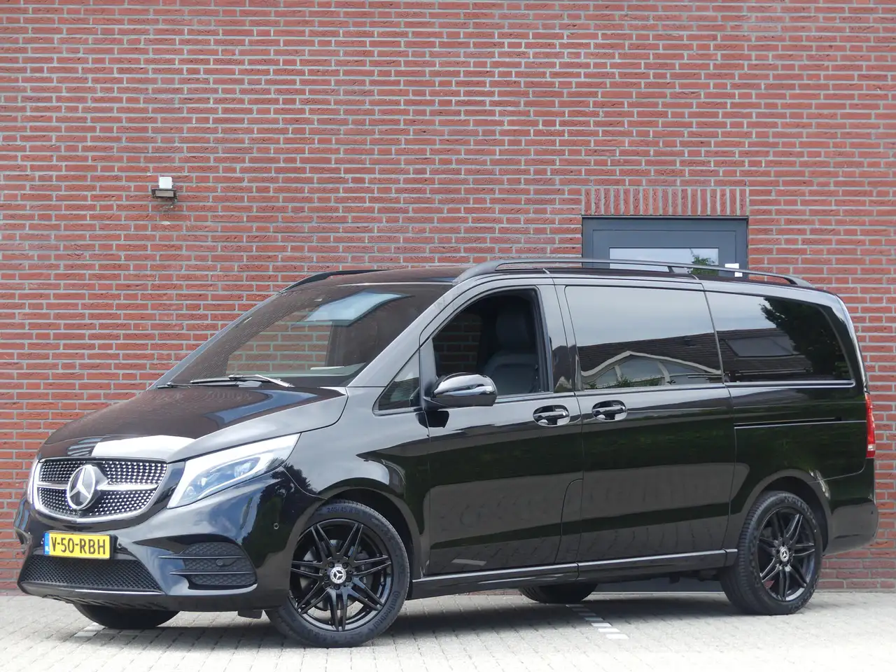 Mercedes-Benz V 300