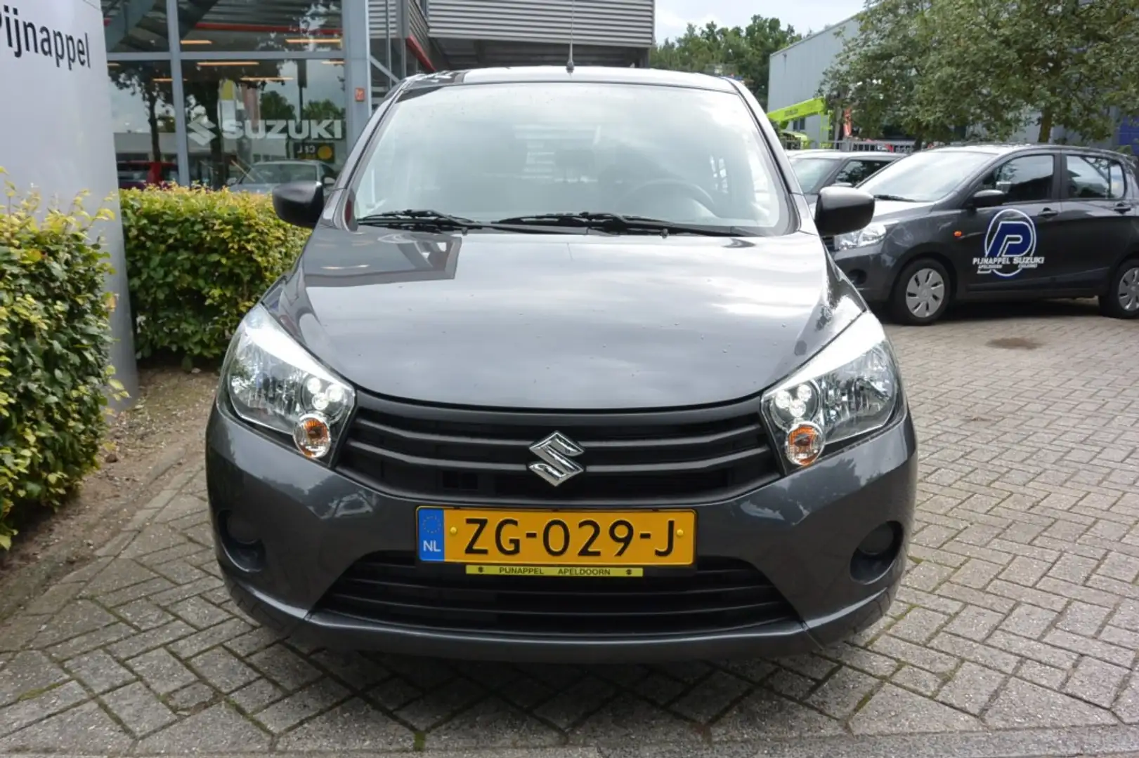 Suzuki Celerio 1.0 Comfort 5-deurs Airco / Stootlijstset Grey - 2