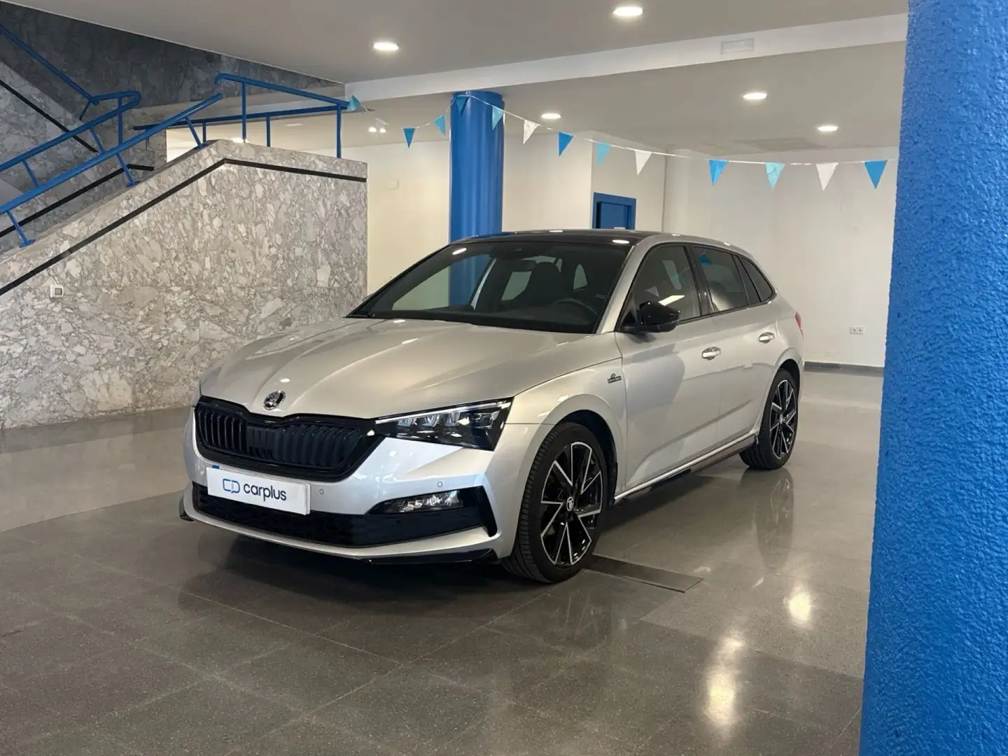 Skoda Scala 1.5 TSI Monte Carlo DSG 110kW Plateado - 1
