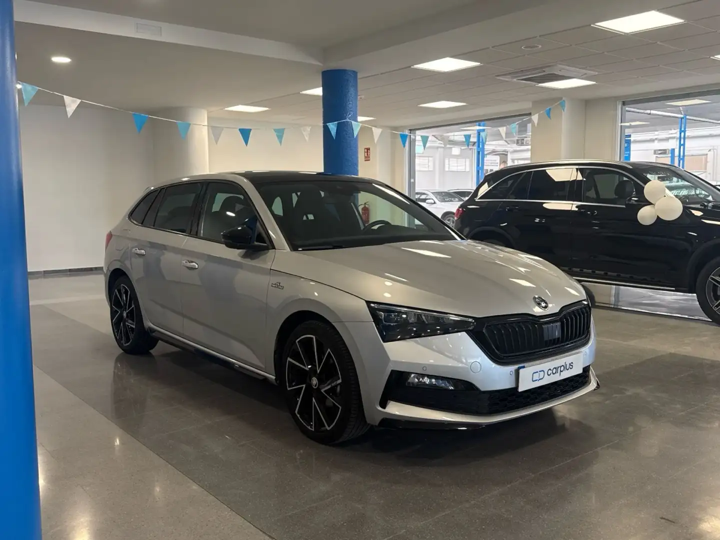 Skoda Scala 1.5 TSI Monte Carlo DSG 110kW Plateado - 2