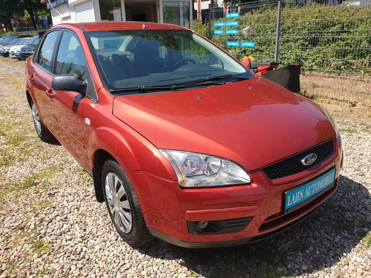 Ford Focus Lim. Style*2-Hand*TÜV-Neu* - 1