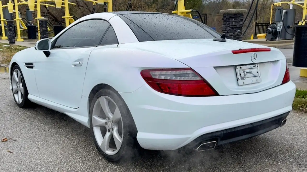 Mercedes-Benz SLK снимка Mercedes-Benz SLK
