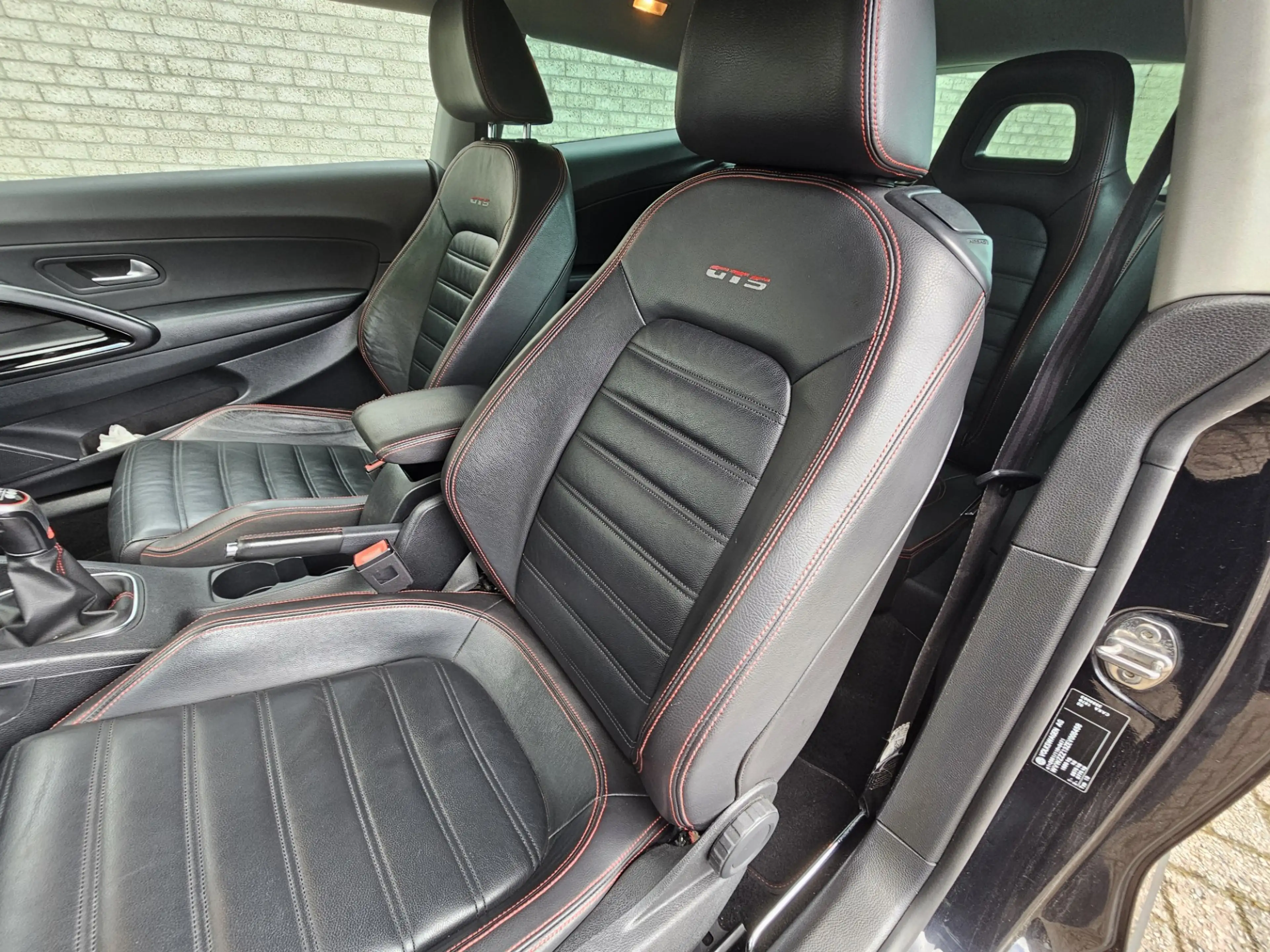 Volkswagen Scirocco 1.4 TSI Leer/Stoelverwarming/18 inch — photo 9