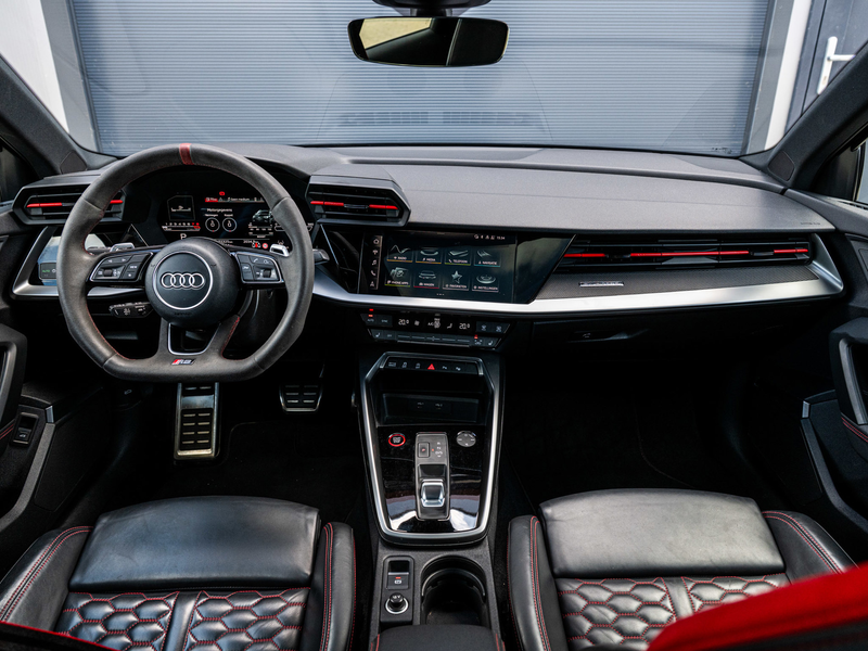 Audi RS3 A3 Sportback 2.5 TFSI Quattro | Panoramadak | RS z — photo 8