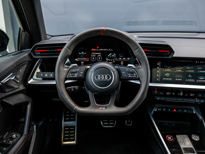 Audi RS3 A3 Sportback 2.5 TFSI Quattro | Panoramadak | RS z — photo 11
