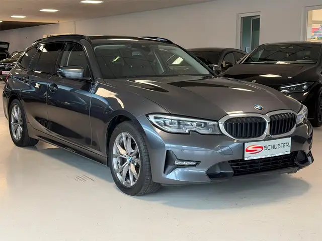 BMW 318 d 48 V Touring *Sportline*