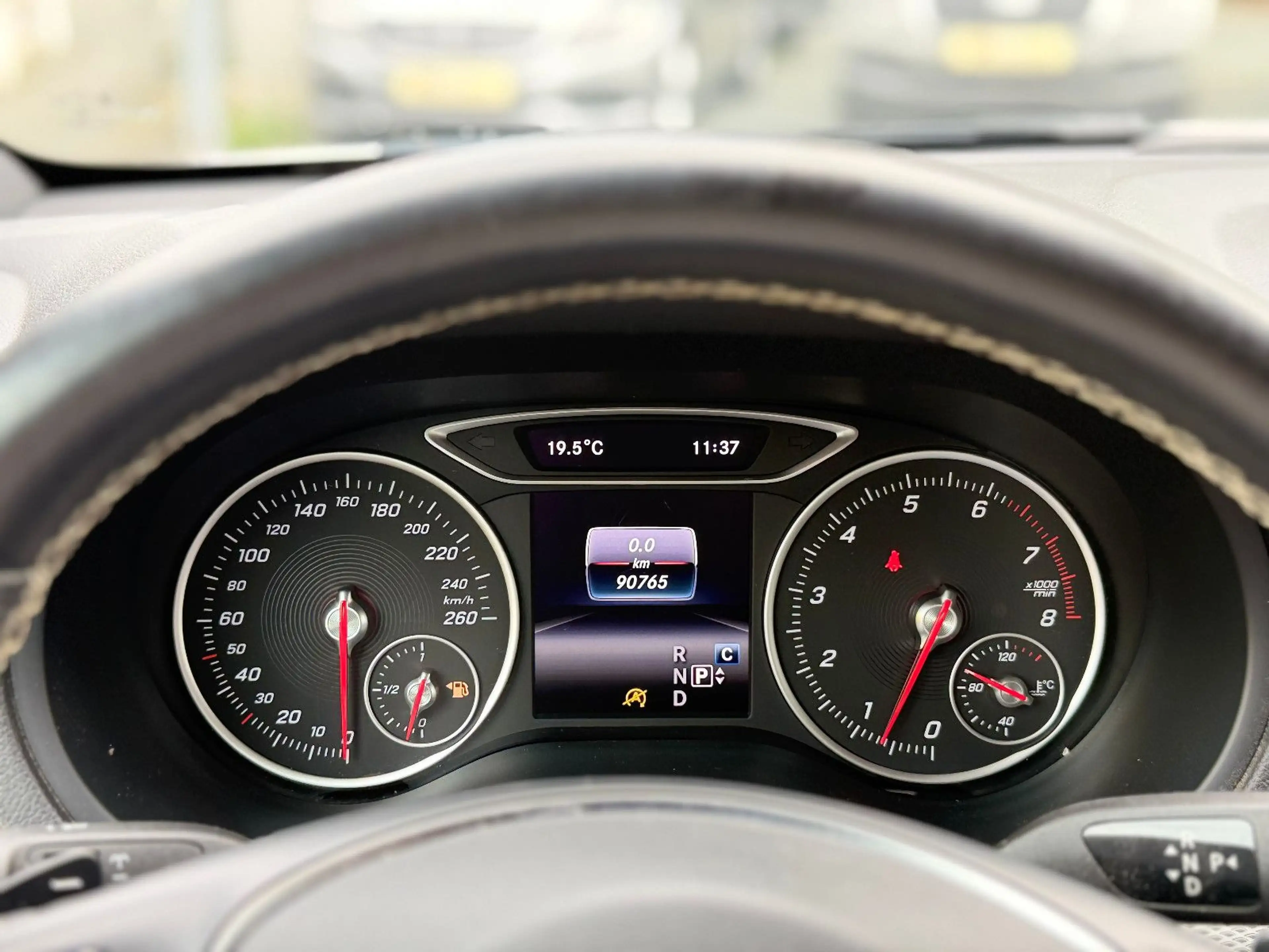Mercedes-Benz B 200 Urban 7G-AUTOMATIK AHK LED SHZ NAV — photo 11