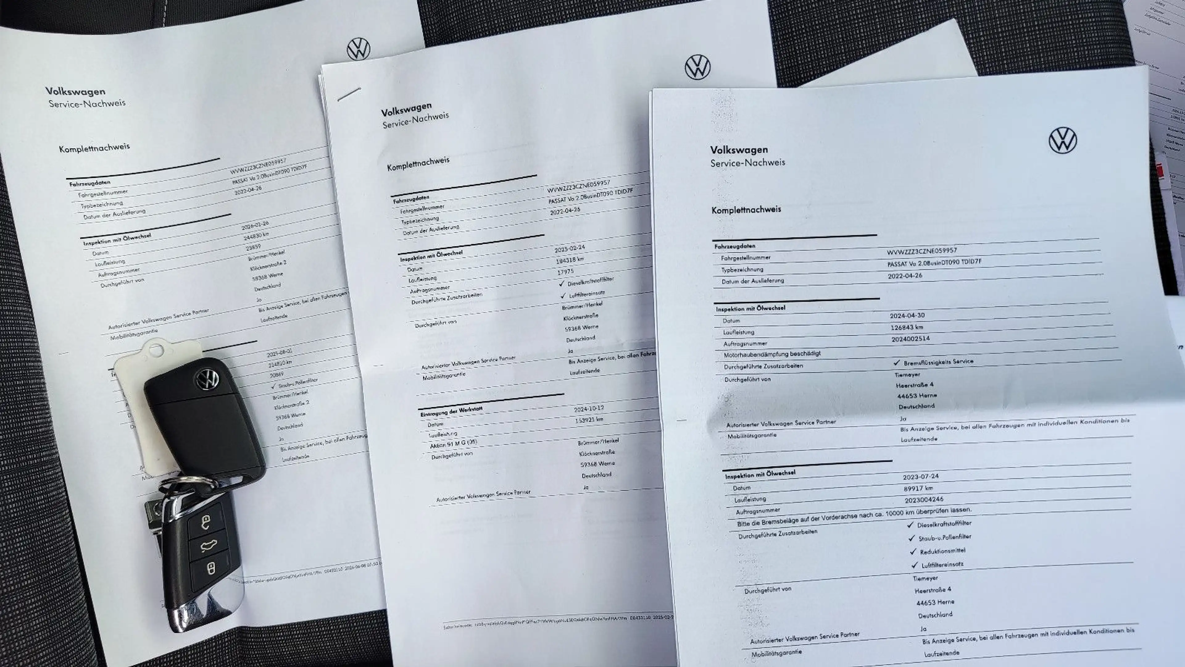 Volkswagen Passat Variant 2.0 TDI Business LED*Navi*Kamera* — photo 40