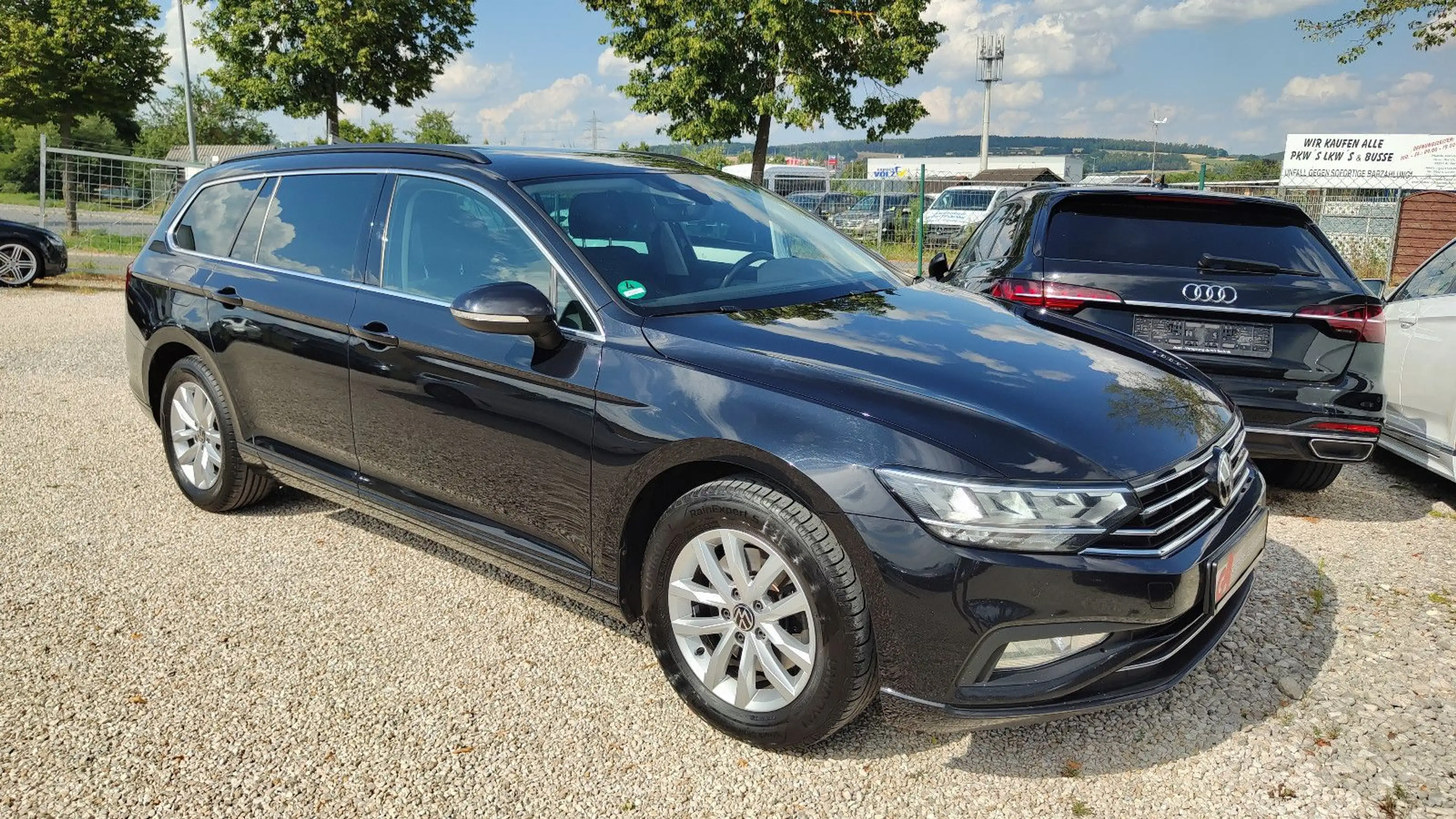 Volkswagen Passat Variant 2.0 TDI Business LED*Navi*Kamera* — photo 13