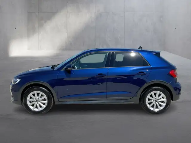 Audi A1 view 3