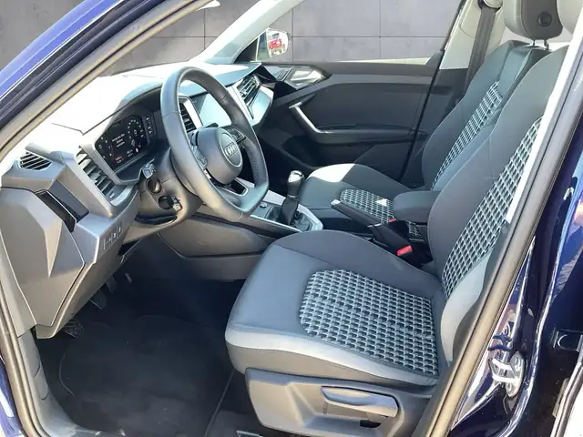 Audi A1 view 12